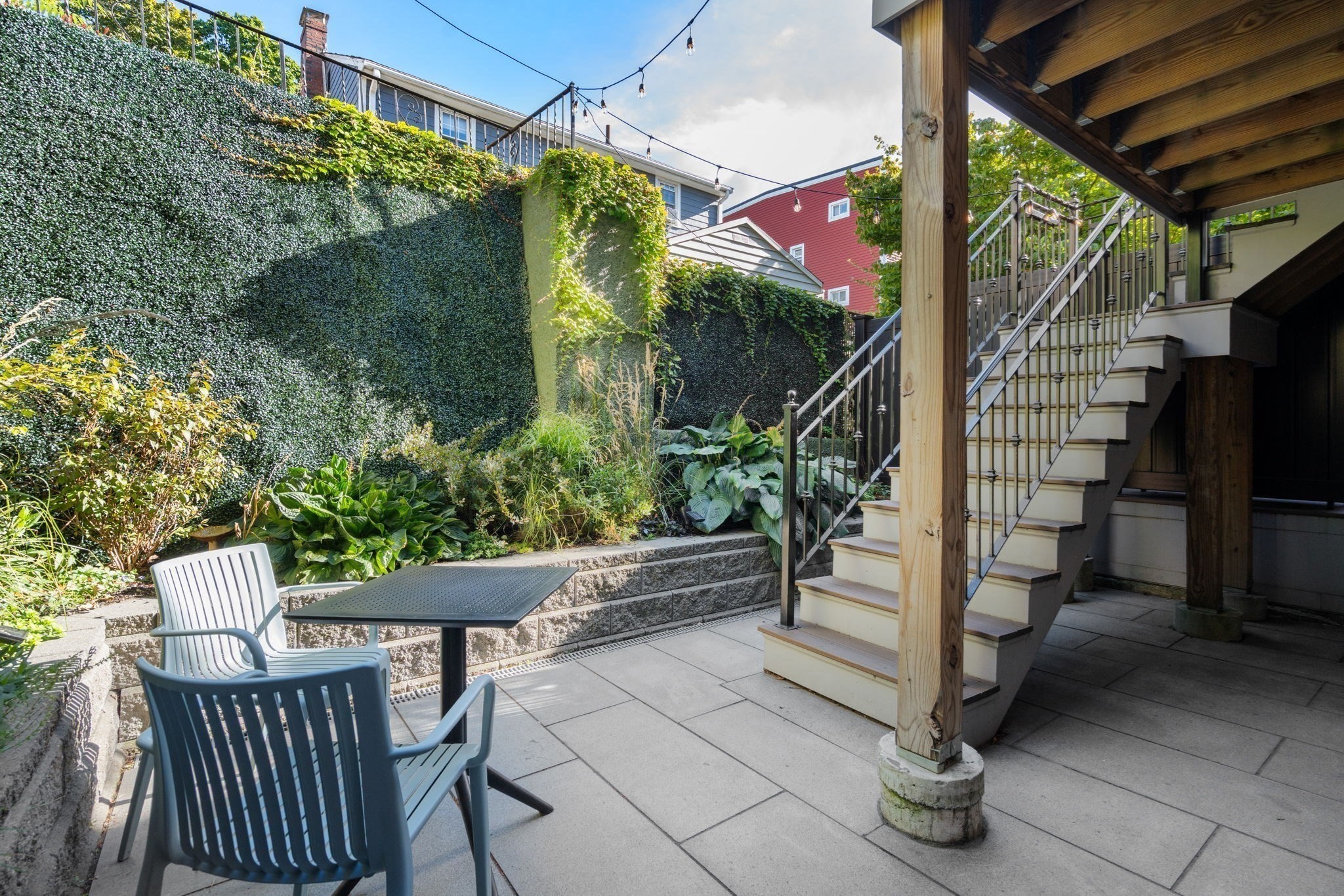 14 Lawnwood Place