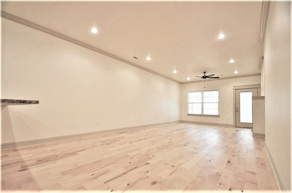 1621 S 17th Place