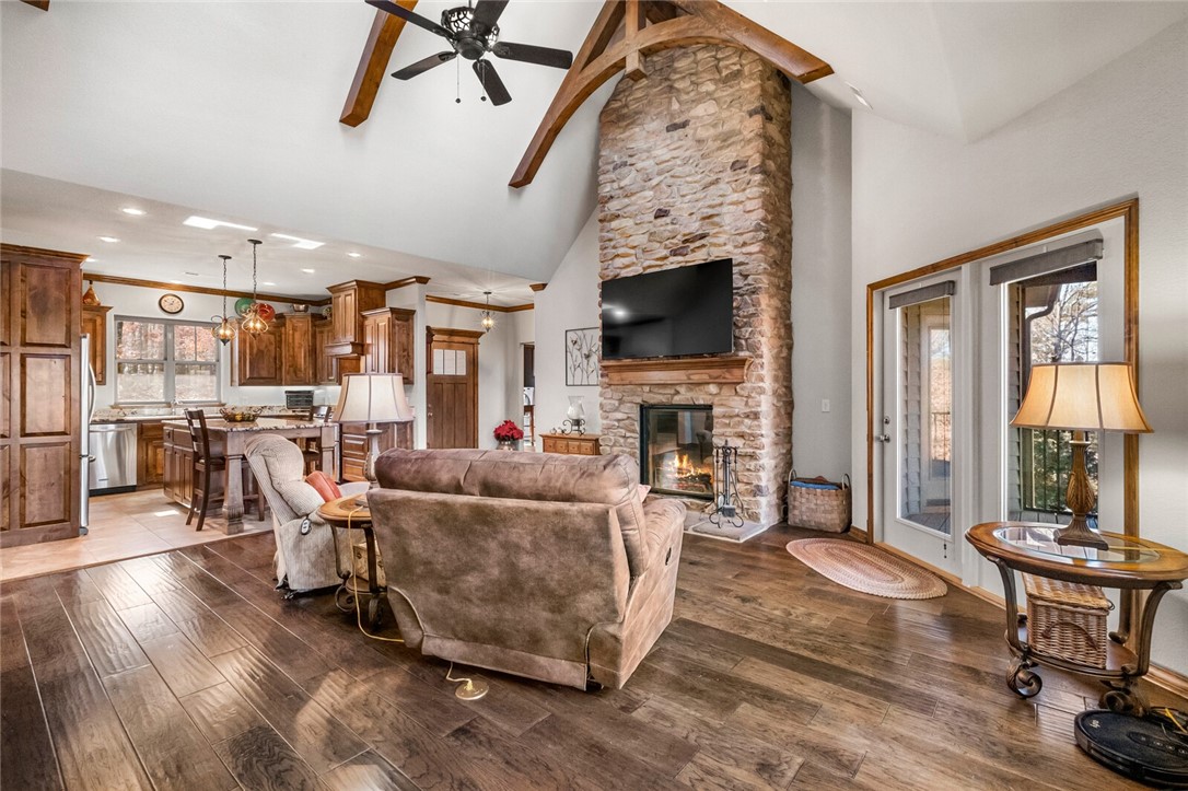 17851 Fox Hollow Road