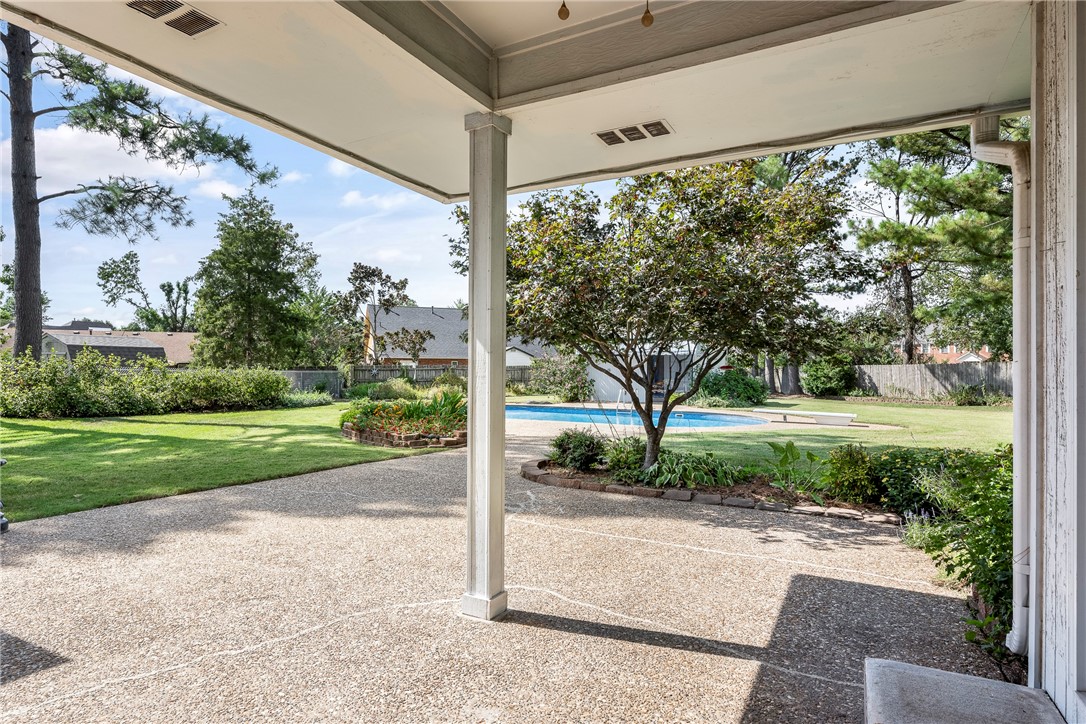 1211 Countrywood Circle