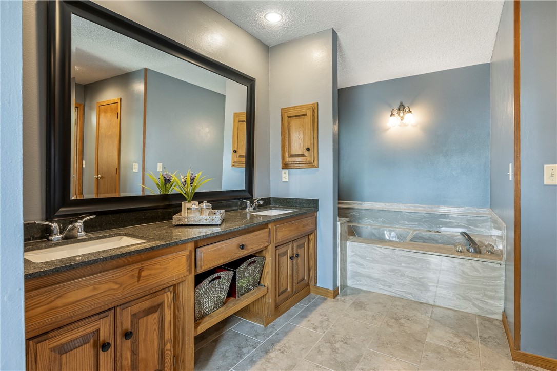 1211 Countrywood Circle