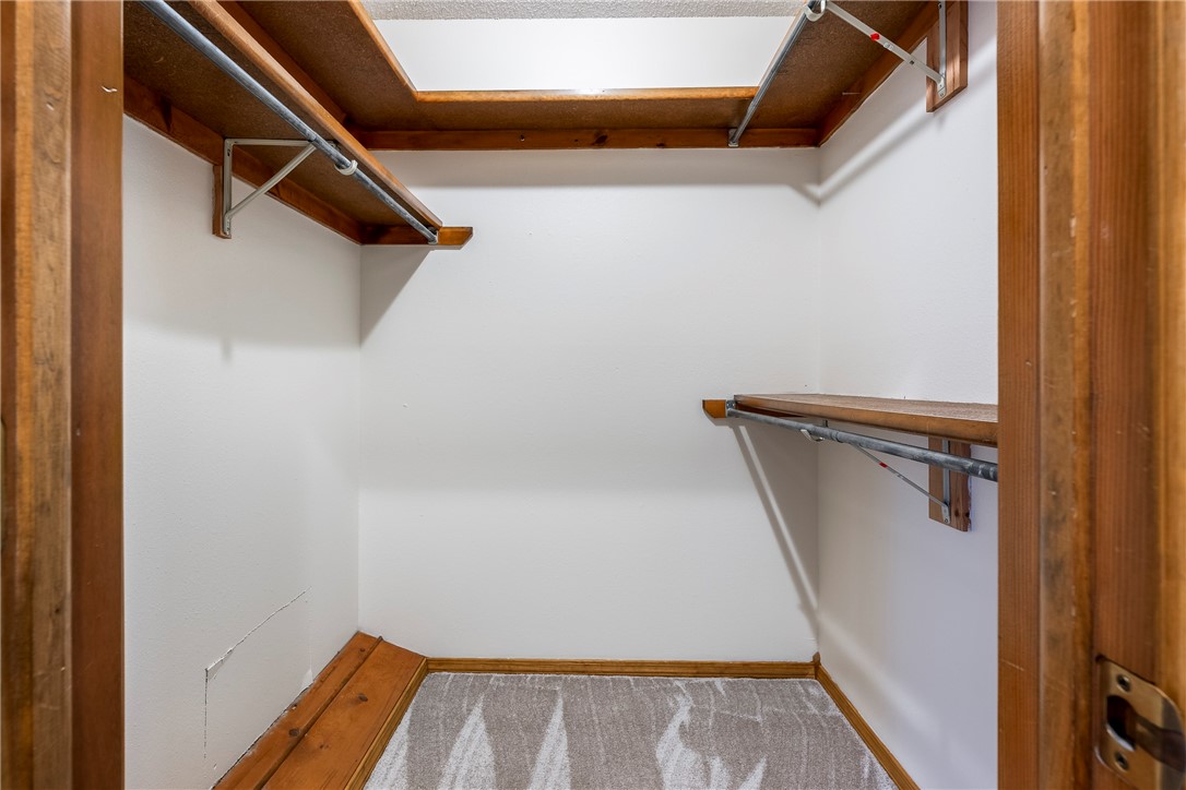 1211 Countrywood Circle