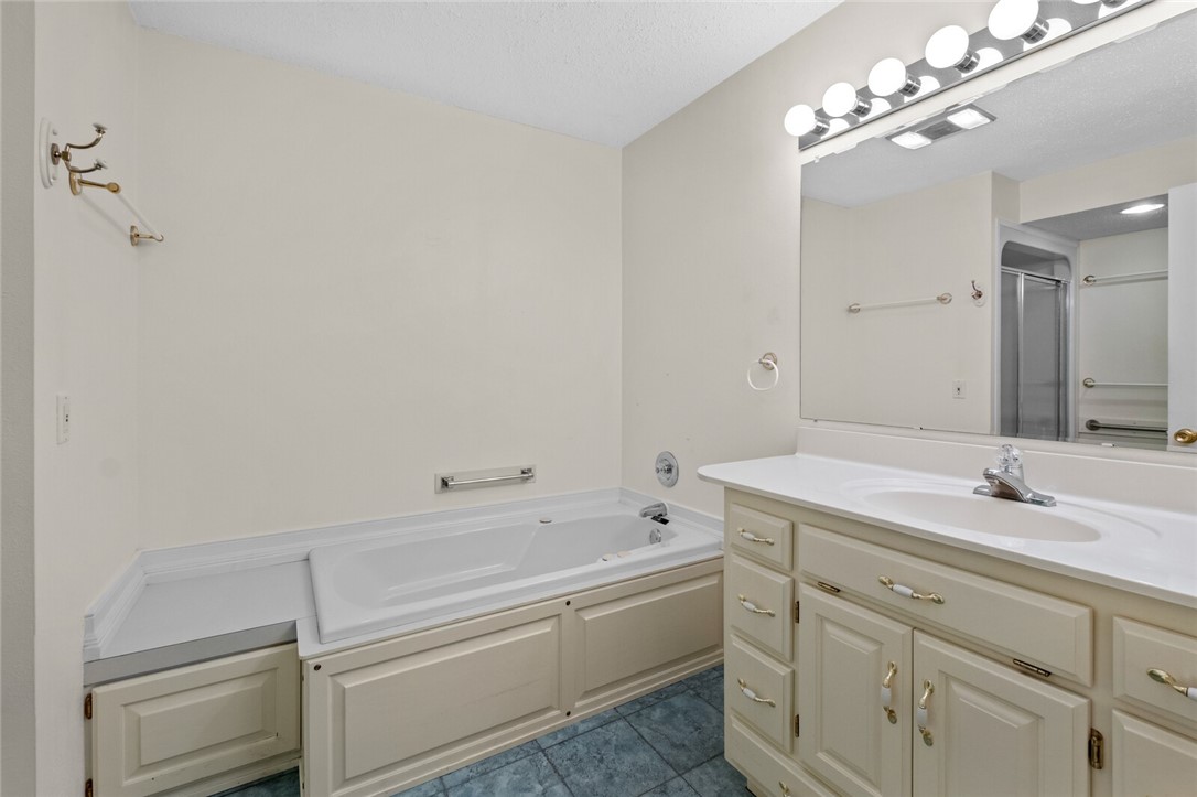 12585 Lodge Drive