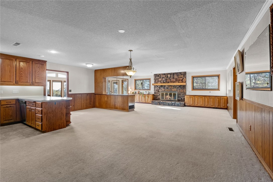 12585 Lodge Drive
