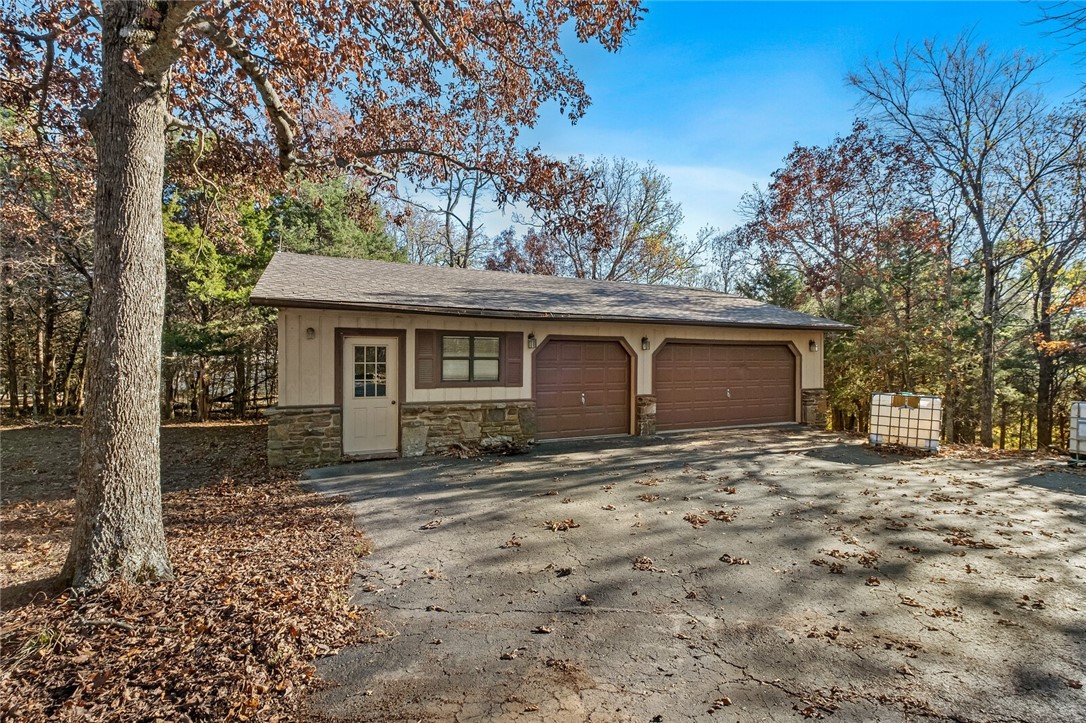 12585 Lodge Drive