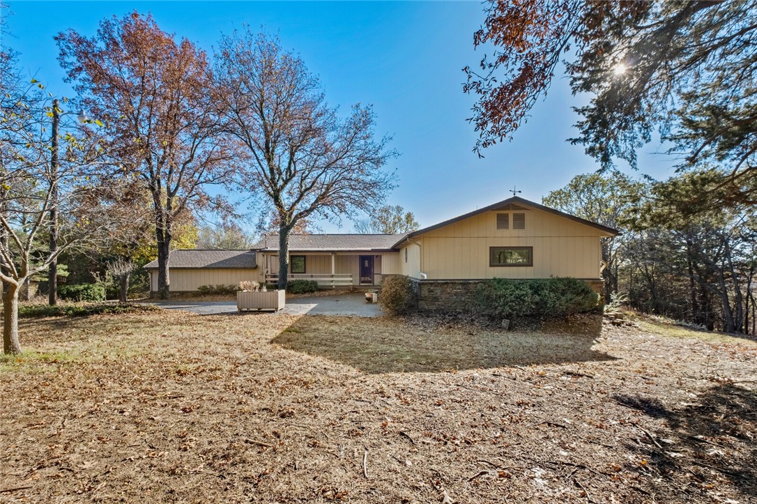 12585 Lodge Drive