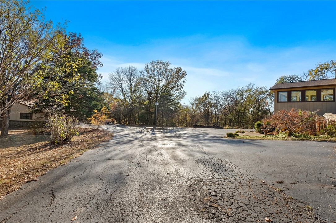 12585 Lodge Drive