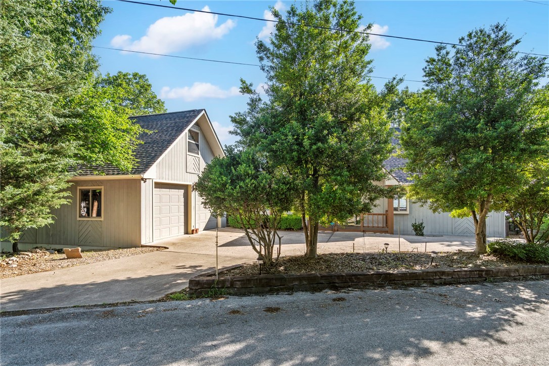 21330 Ridgeview Drive