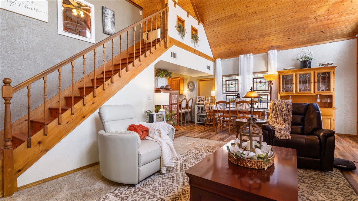 11475 Country Club Drive