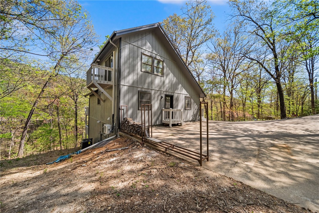 11964 White Oak Drive