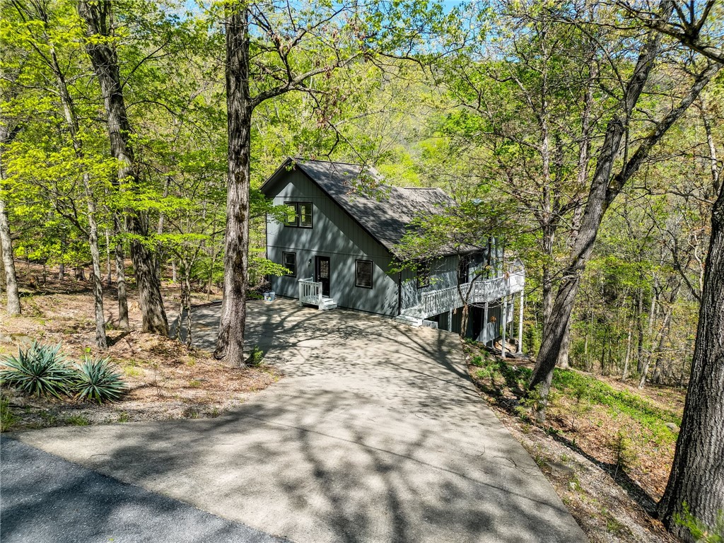 11964 White Oak Drive