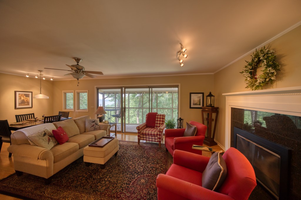 122 Hillcrest Road