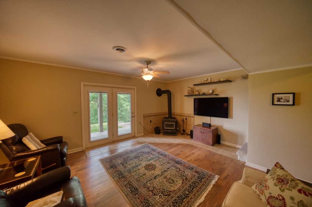 122 Hillcrest Road