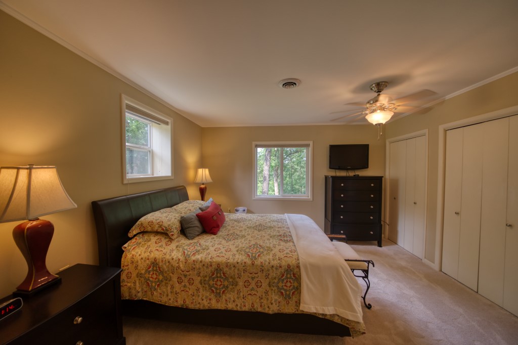122 Hillcrest Road