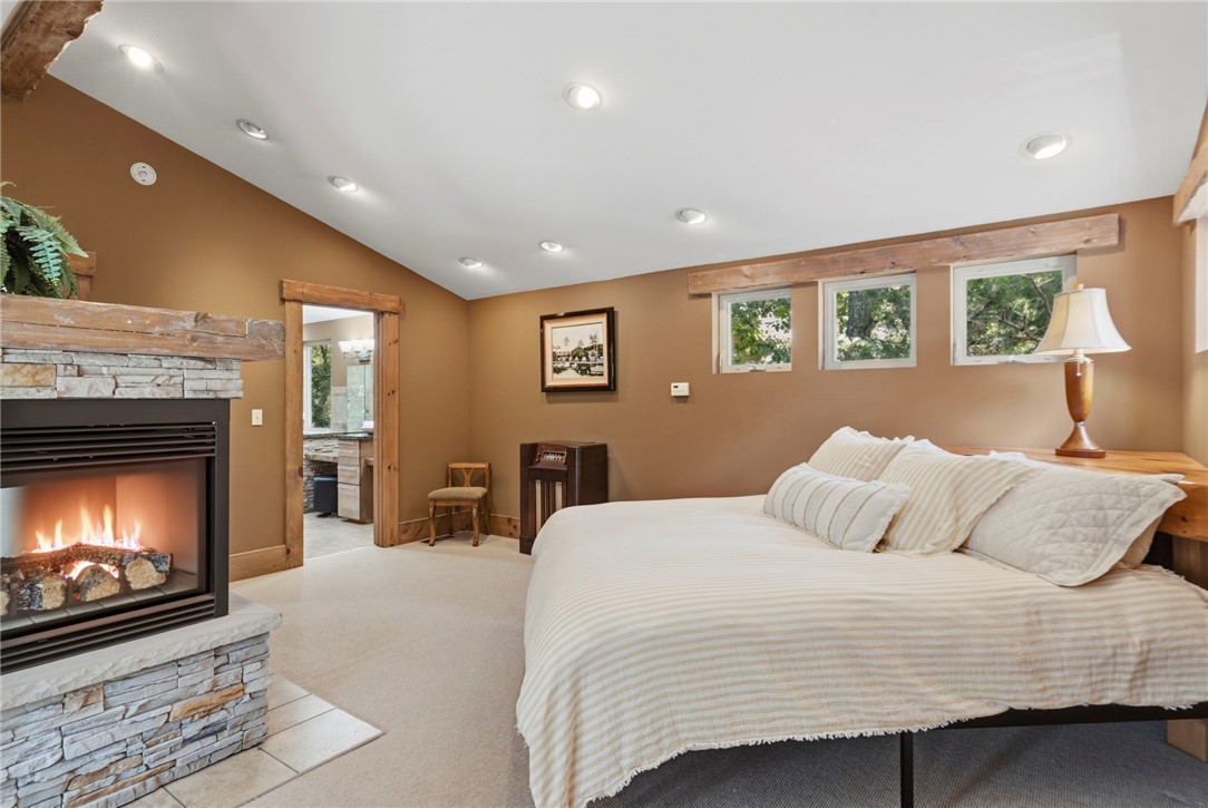 11662 Shady Rock Lane