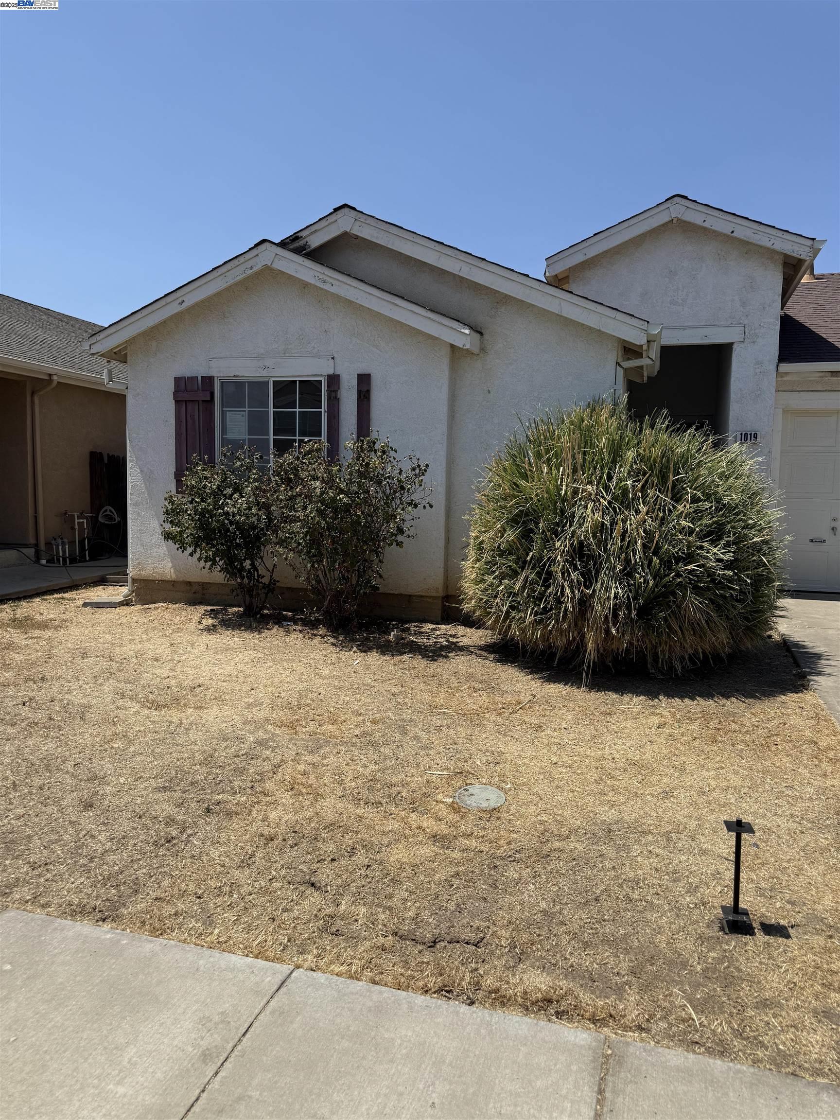 1019 Sparrow Hawk Lane