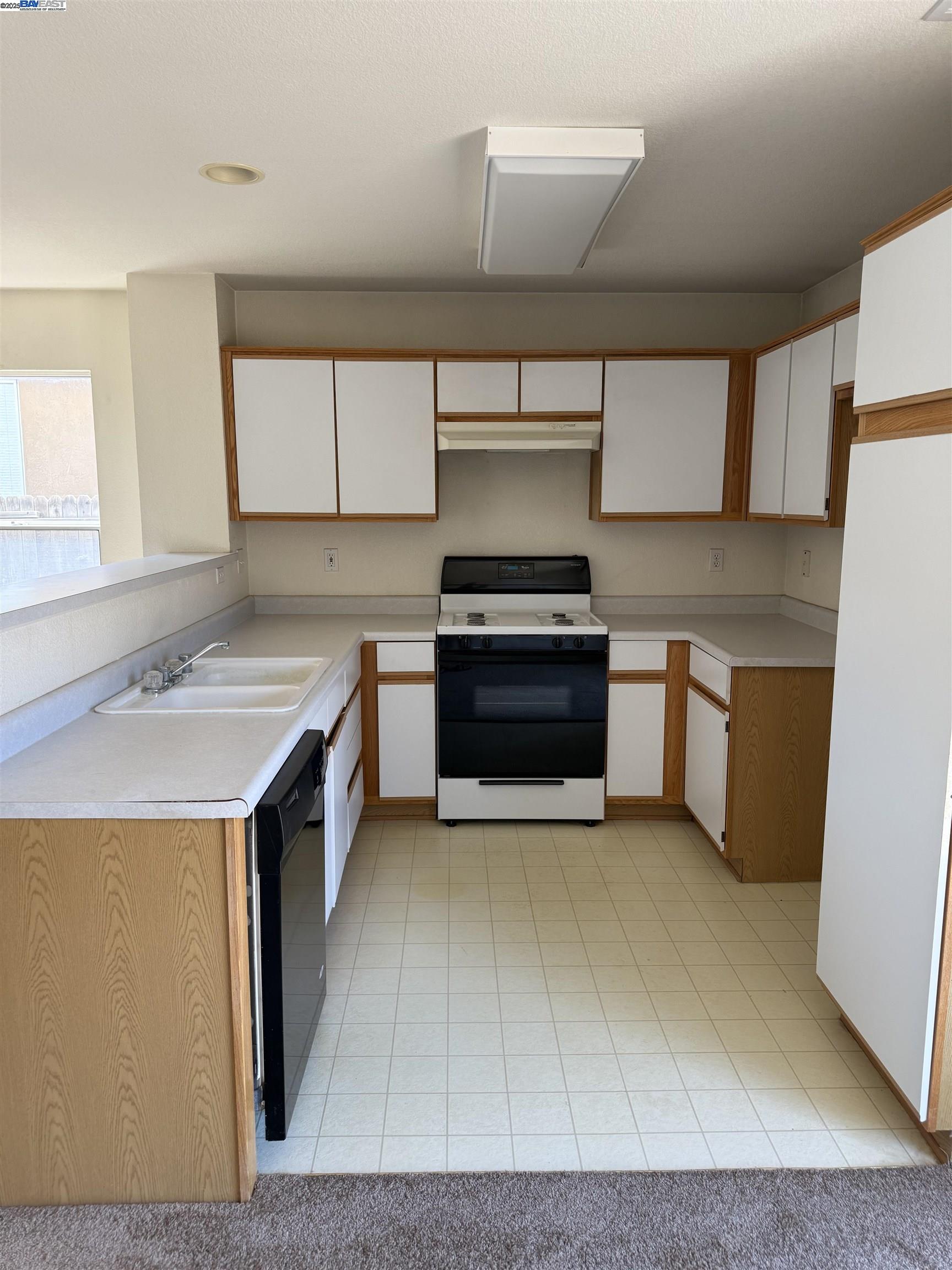 1019 Sparrow Hawk Lane