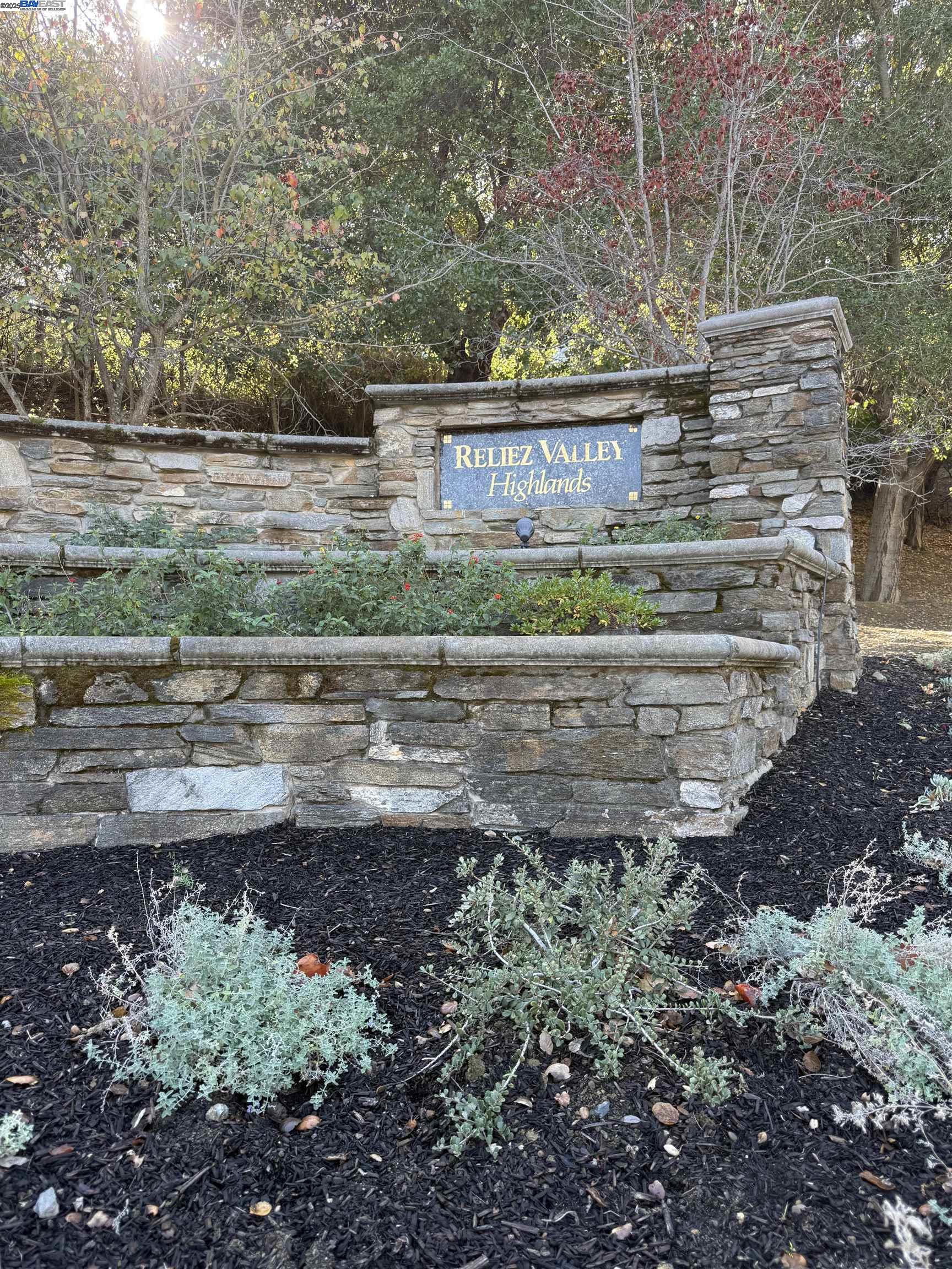 1169 Sunrise Ridge Dr