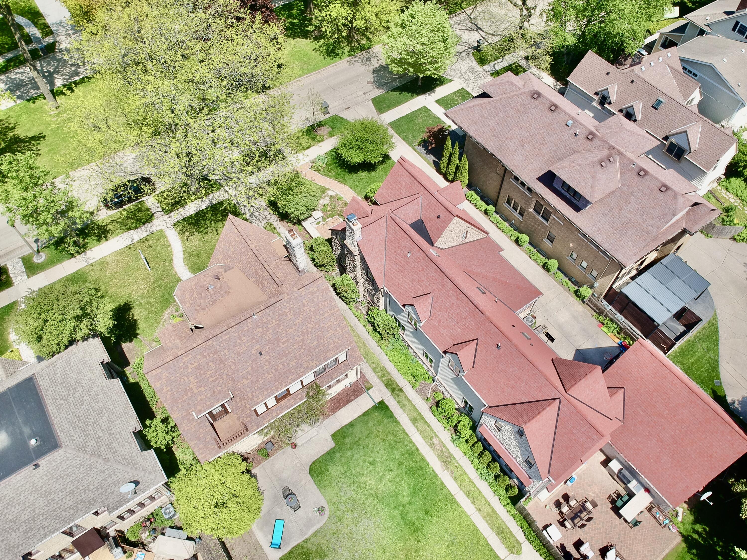 1007 E Lexington Blvd