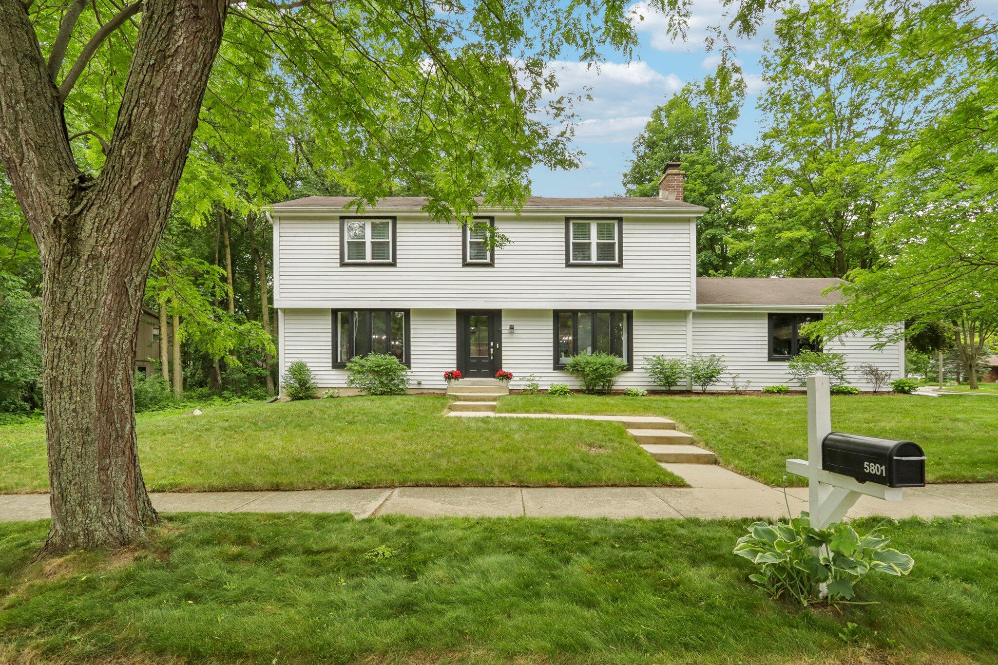 N100W5801 Buckingham Ct