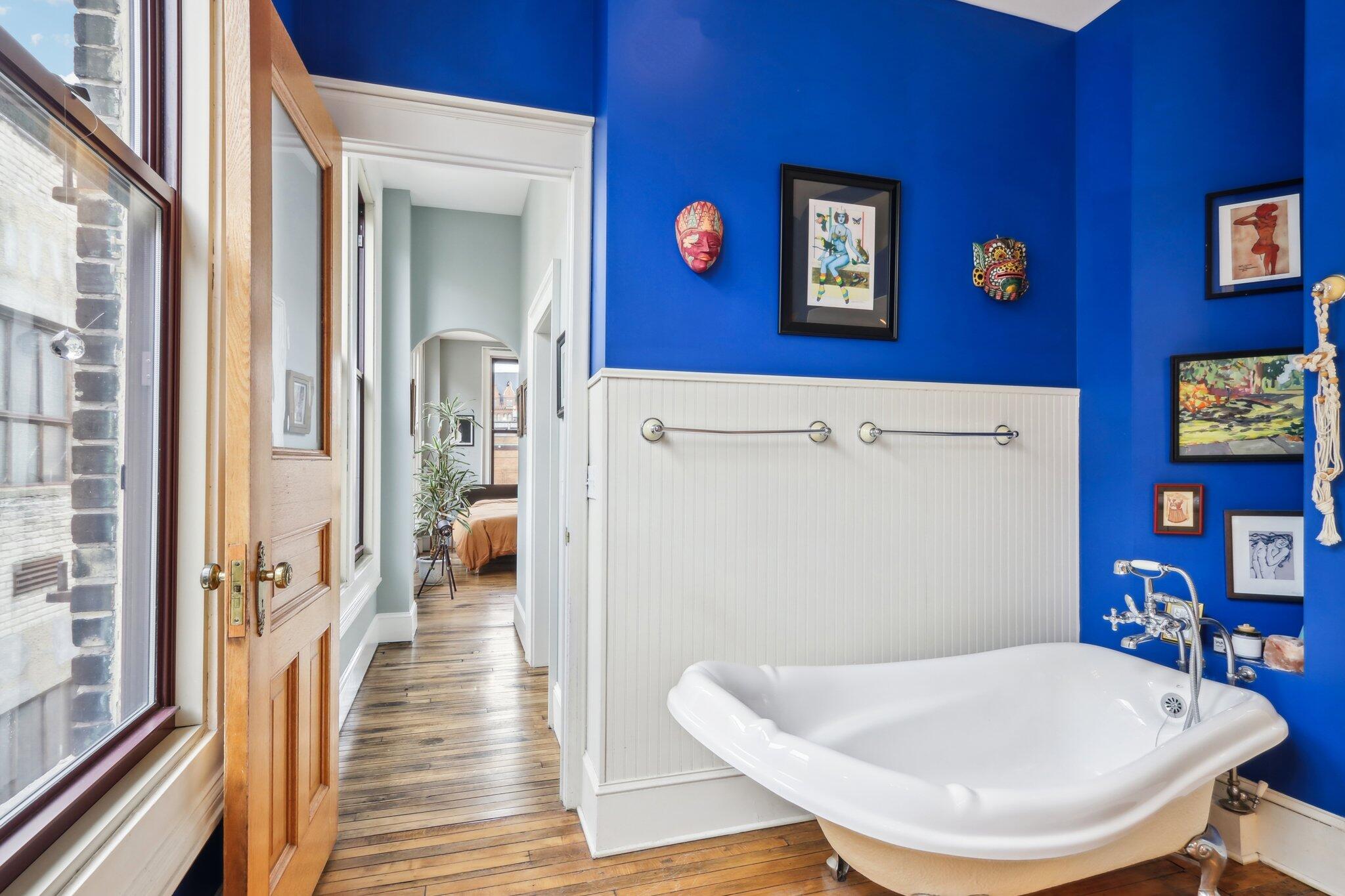 108 W Wells St Unit: 5A