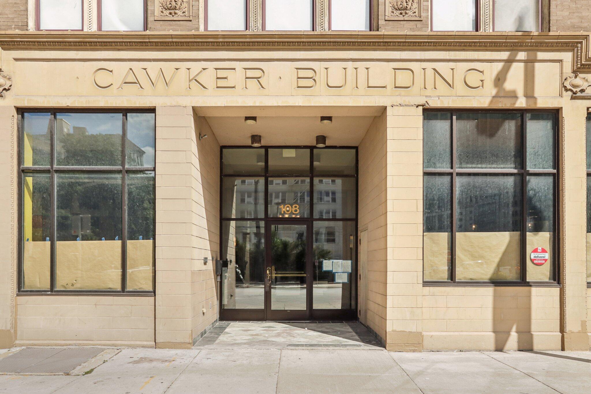 108 W Wells St Unit: 5A
