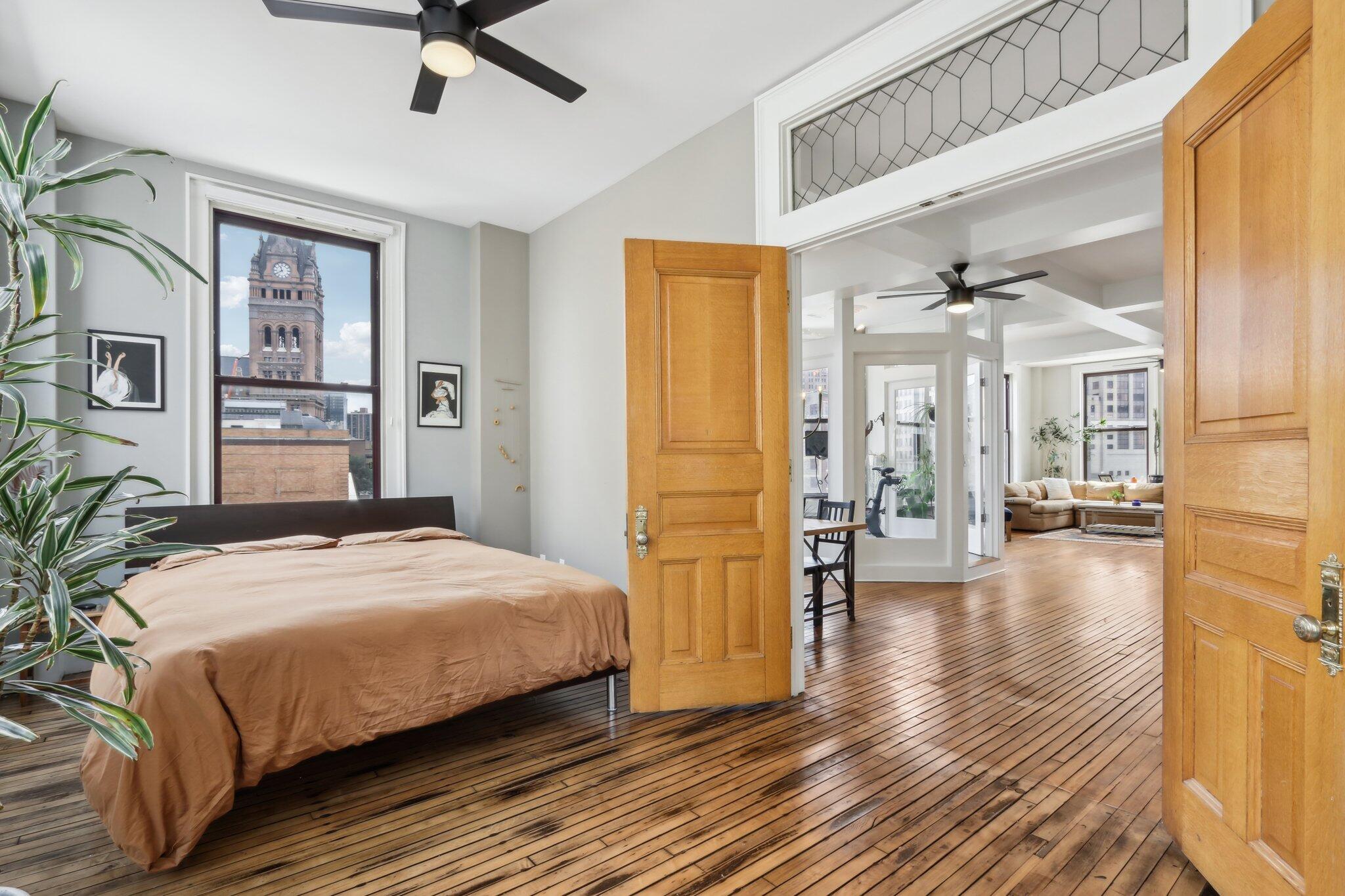 108 W Wells St Unit: 5A