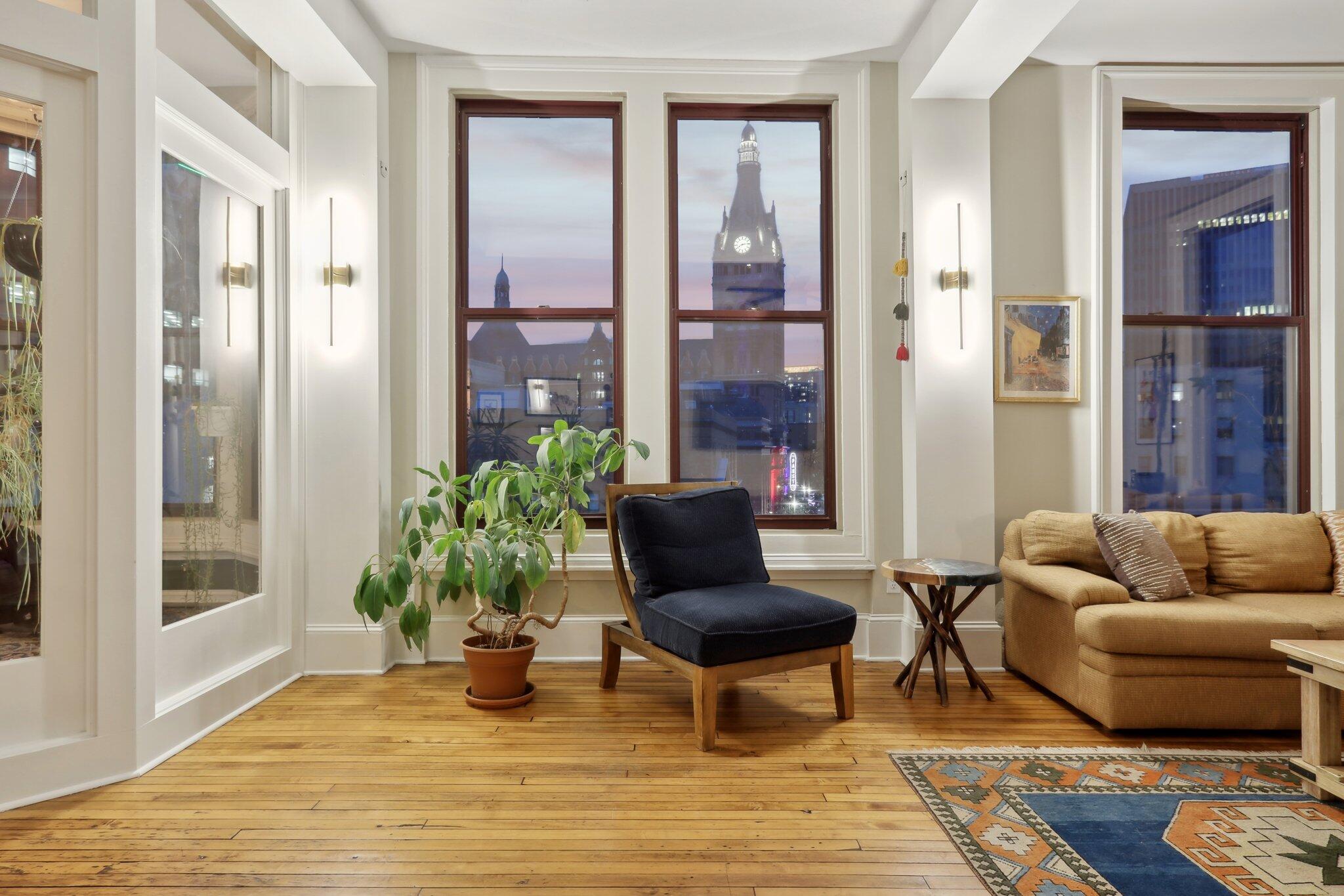 108 W Wells St Unit: 5A