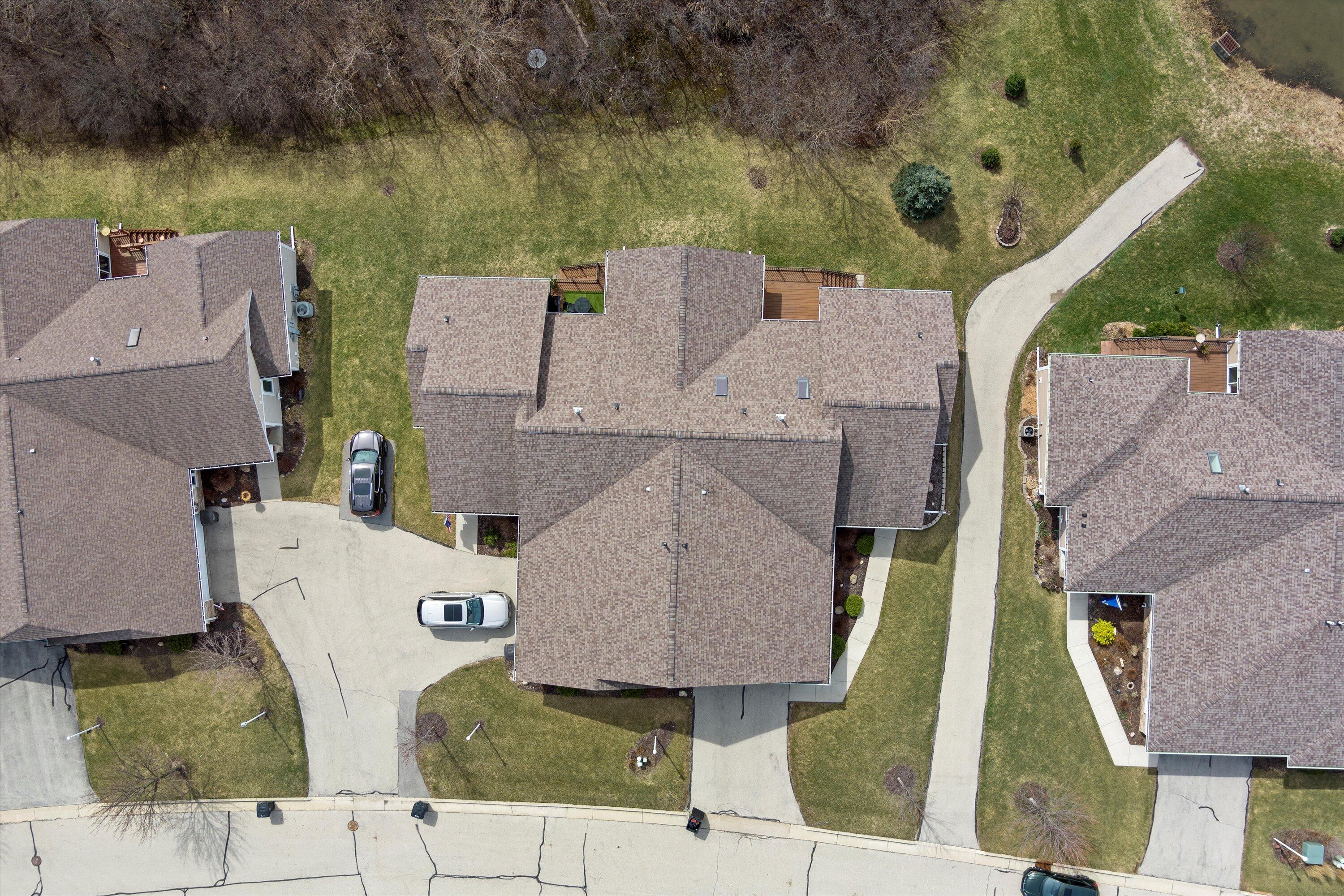 6059 W Woodview Ct