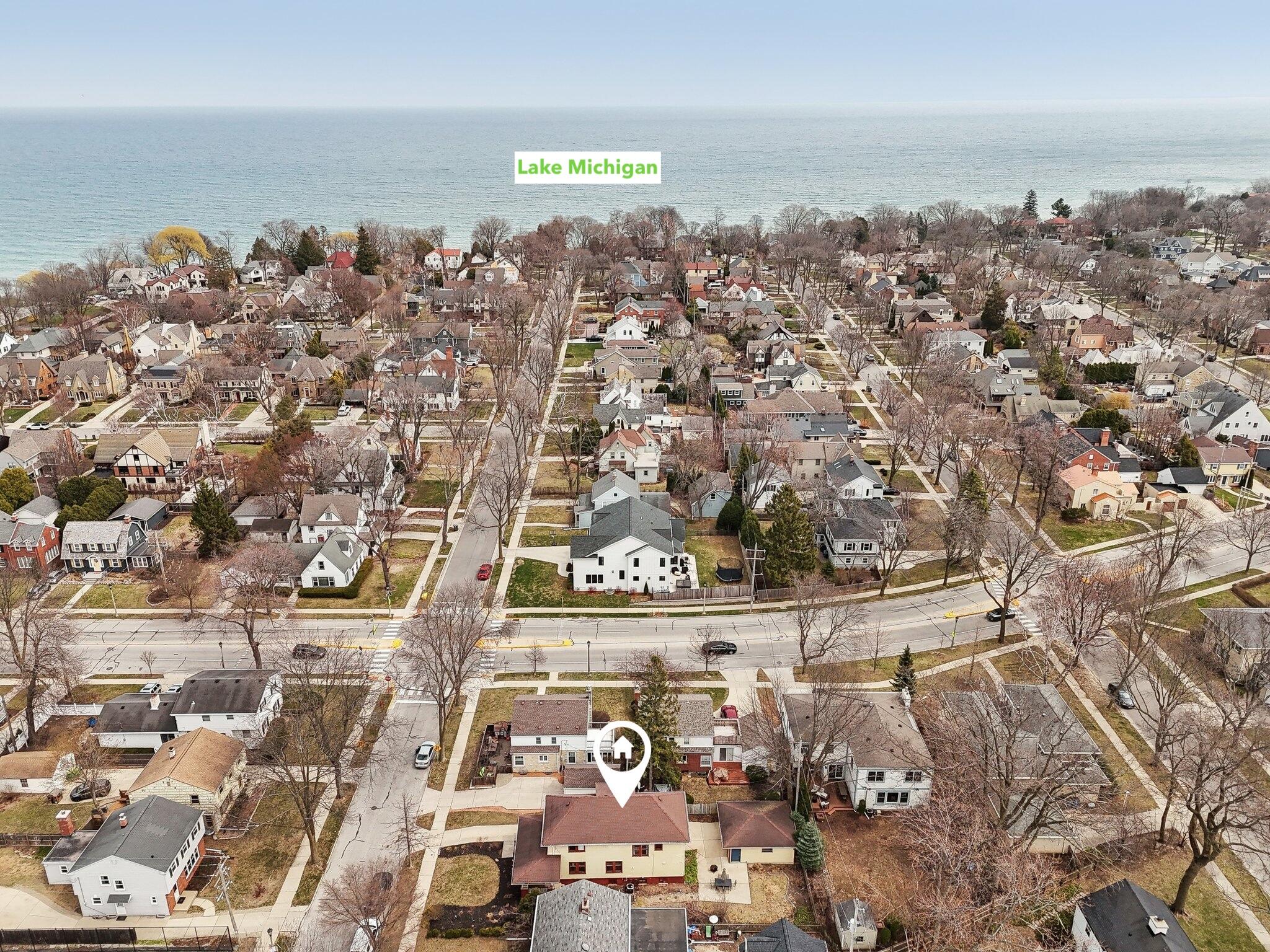 415 E Day Ave