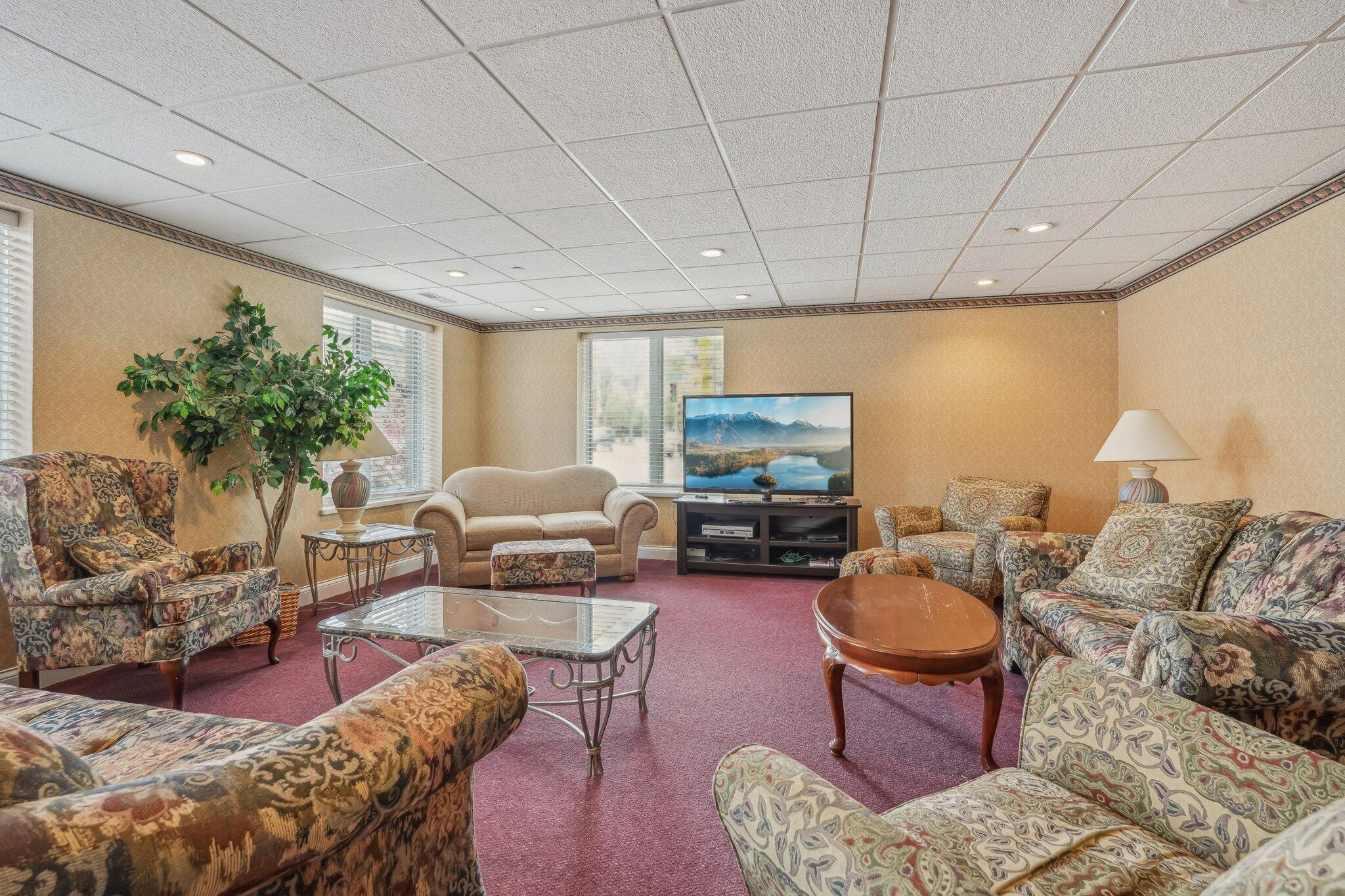 1515 N Van Buren St Unit: 507