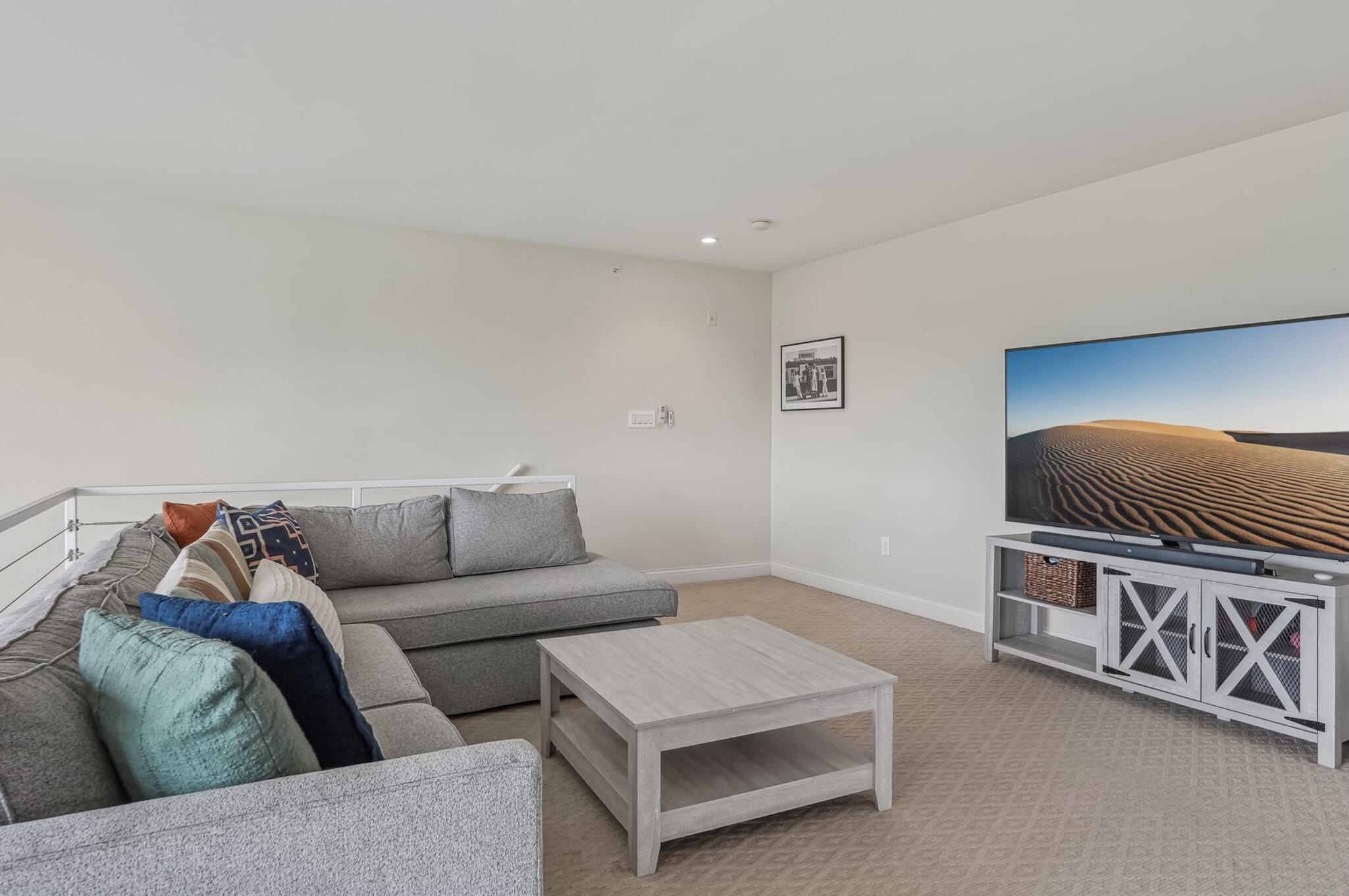 1515 N Van Buren St Unit: 507