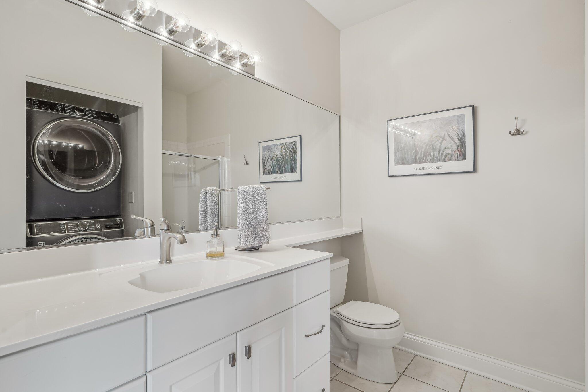 1515 N Van Buren St Unit: 507