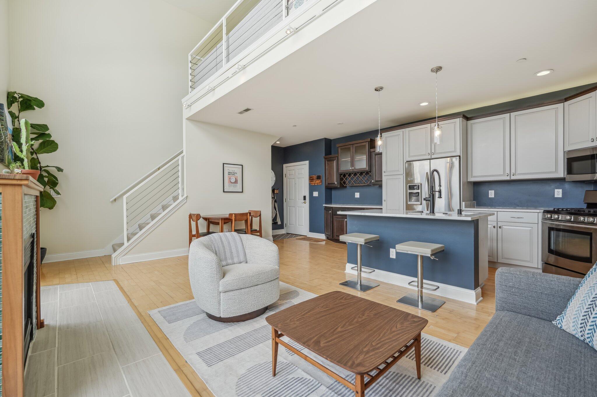 1515 N Van Buren St Unit: 507