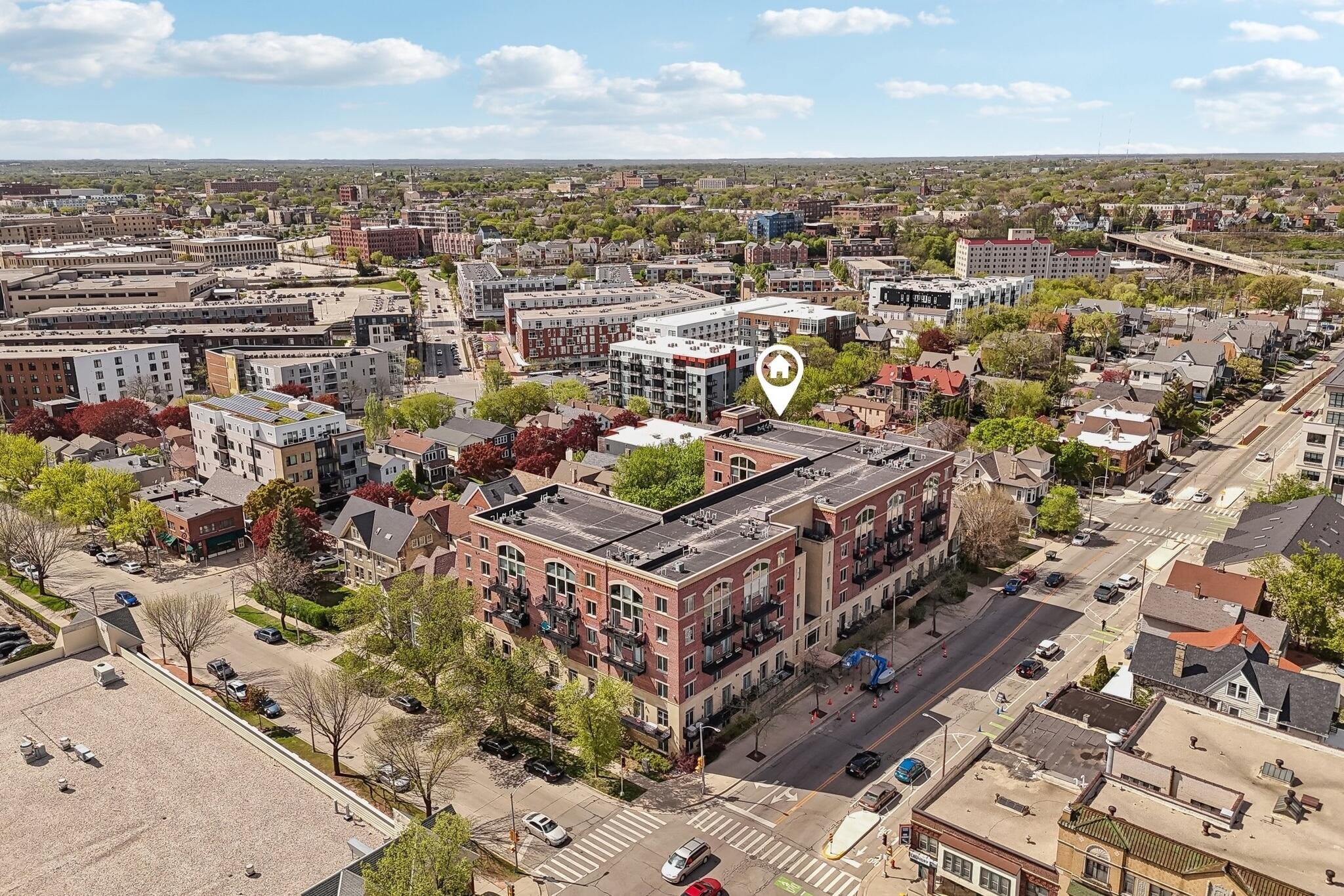 1515 N Van Buren St Unit: 507