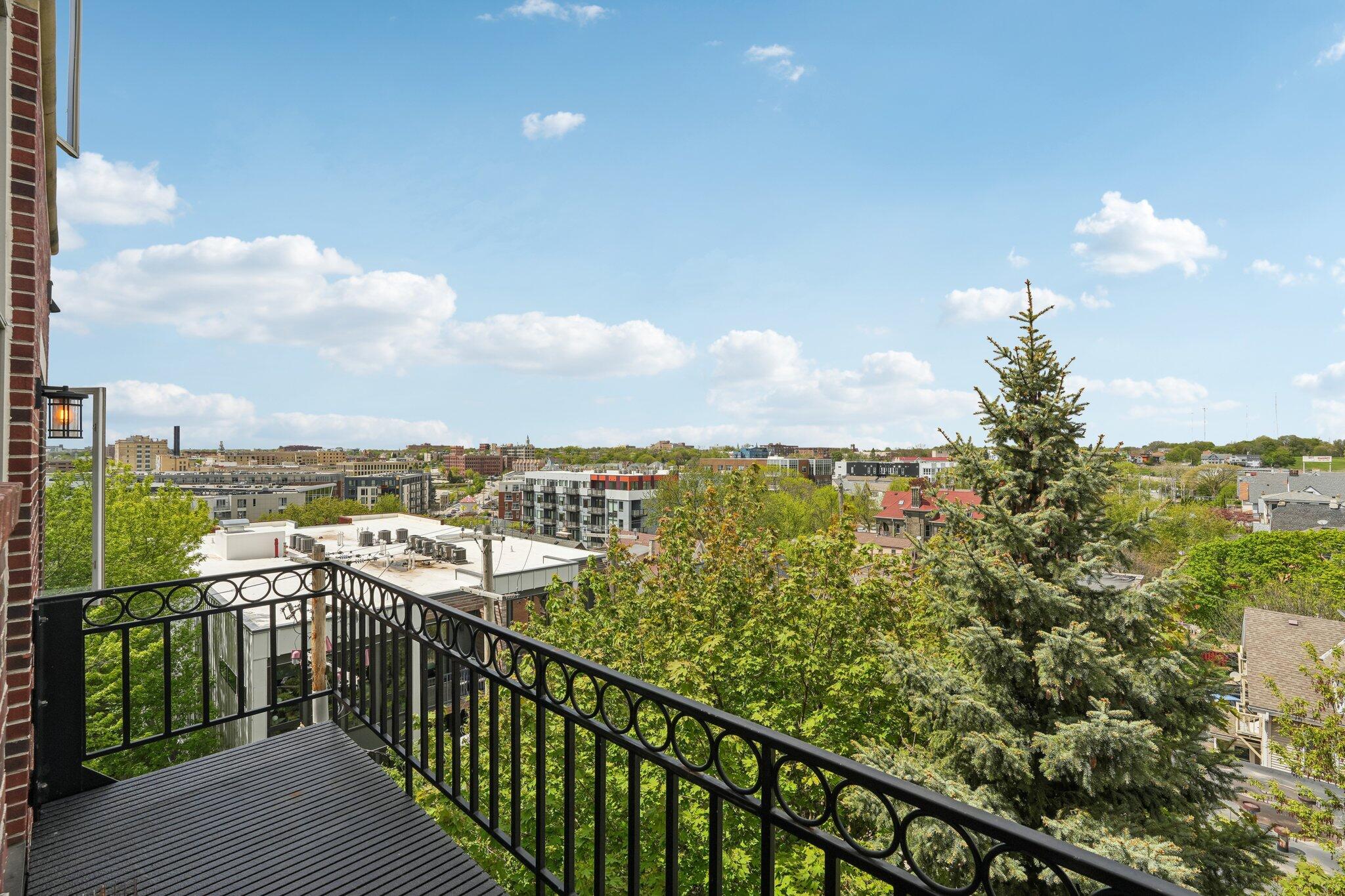 1515 N Van Buren St Unit: 507