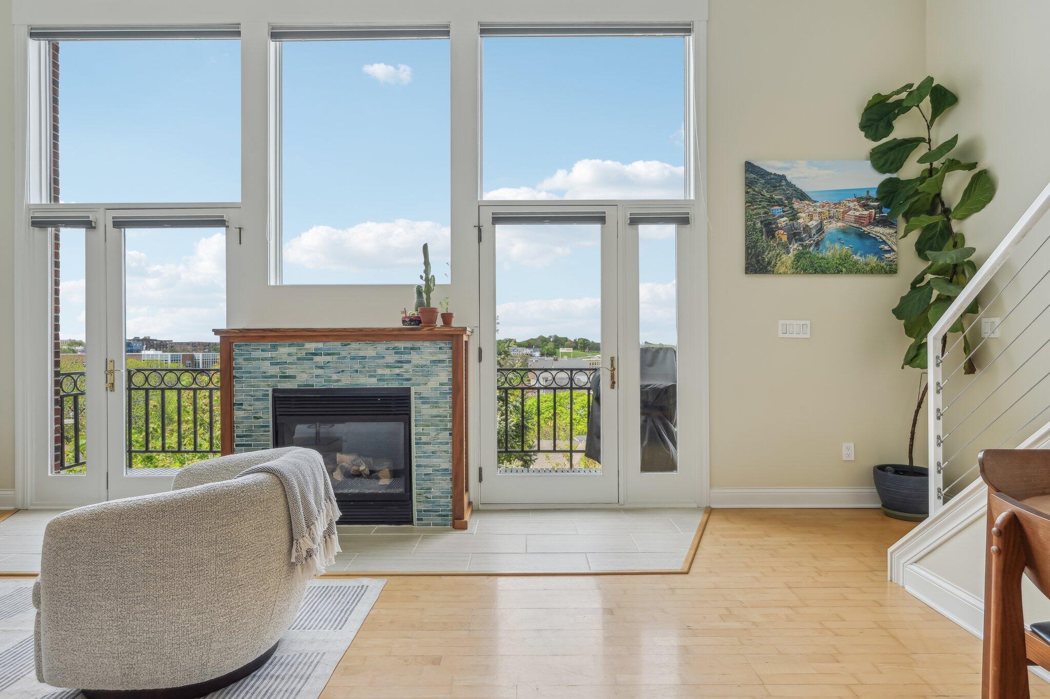 1515 N Van Buren St Unit: 507