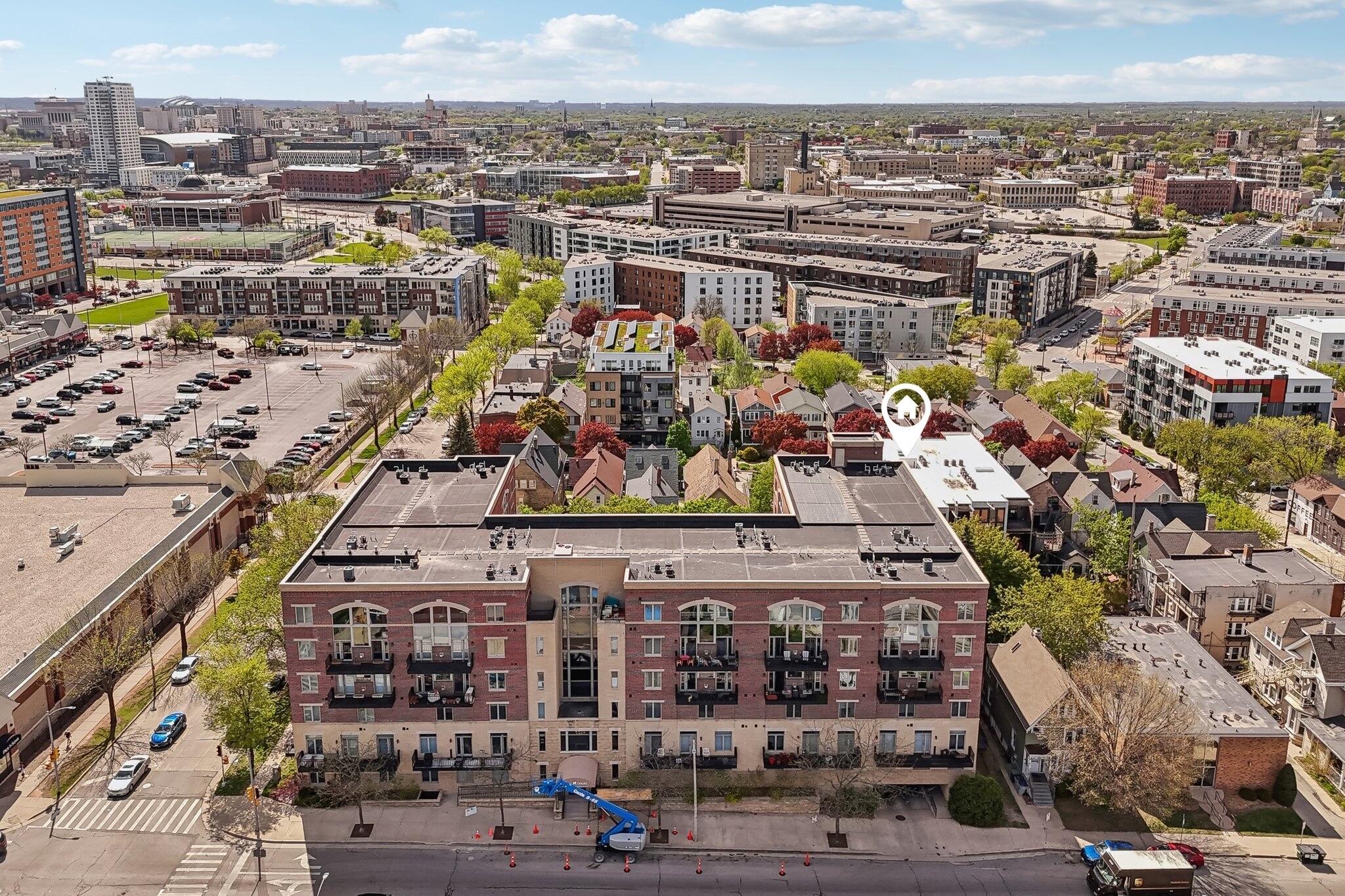 1515 N Van Buren St Unit: 507