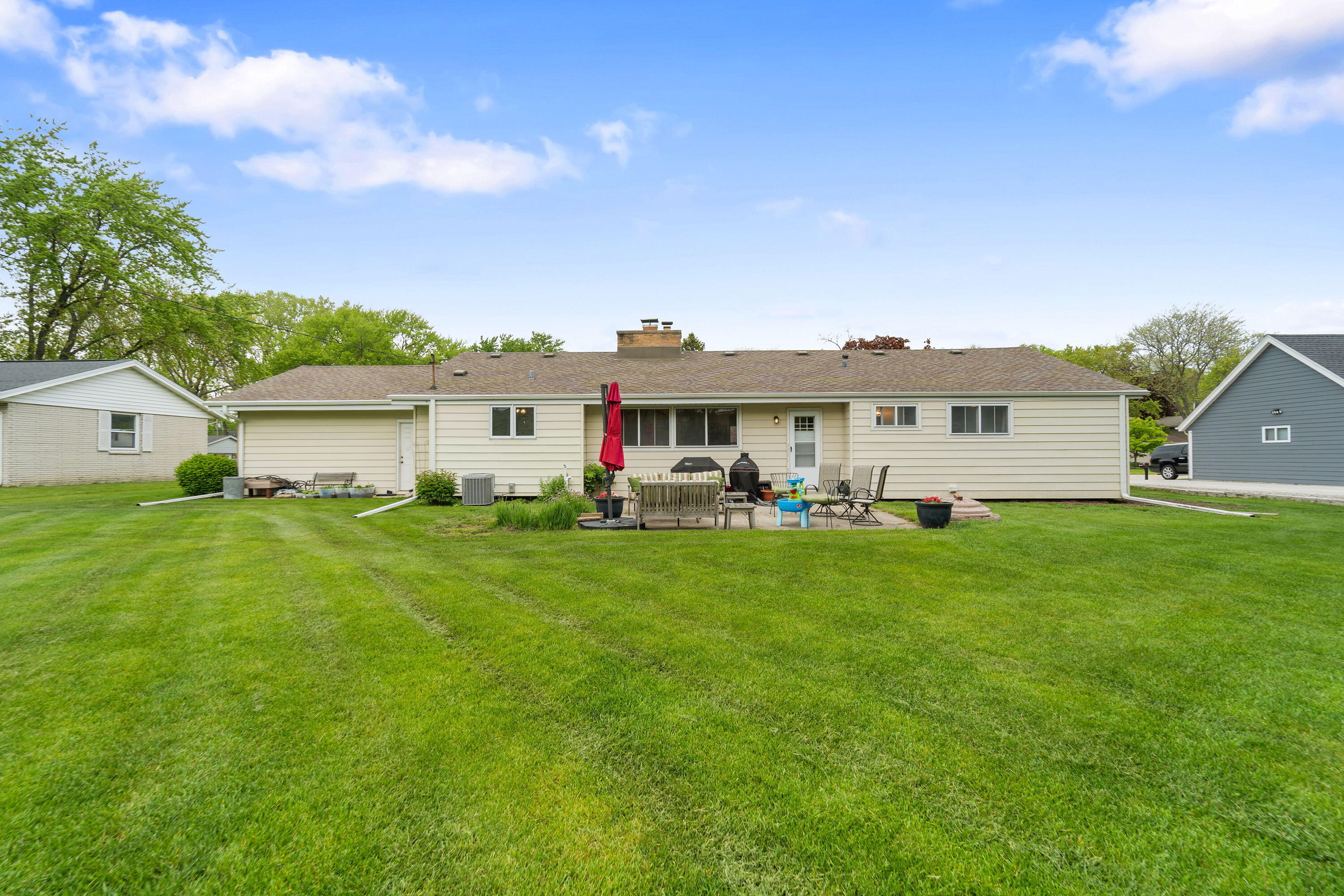 701 W Fairfield Ct