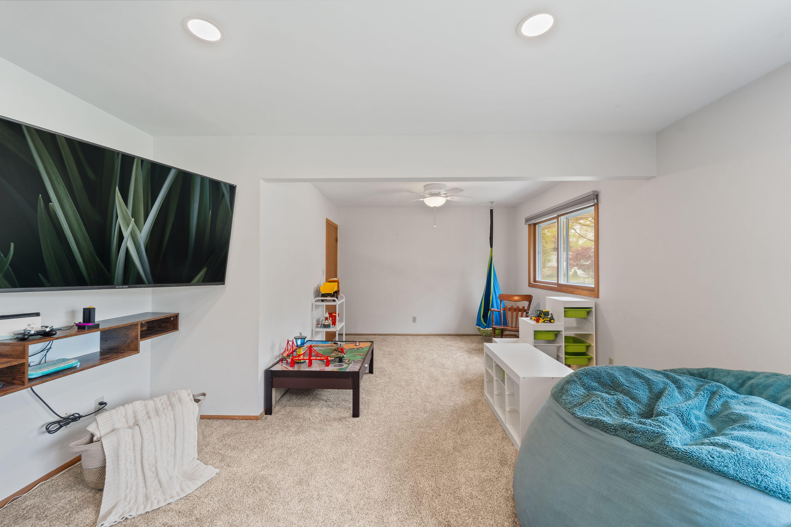 701 W Fairfield Ct