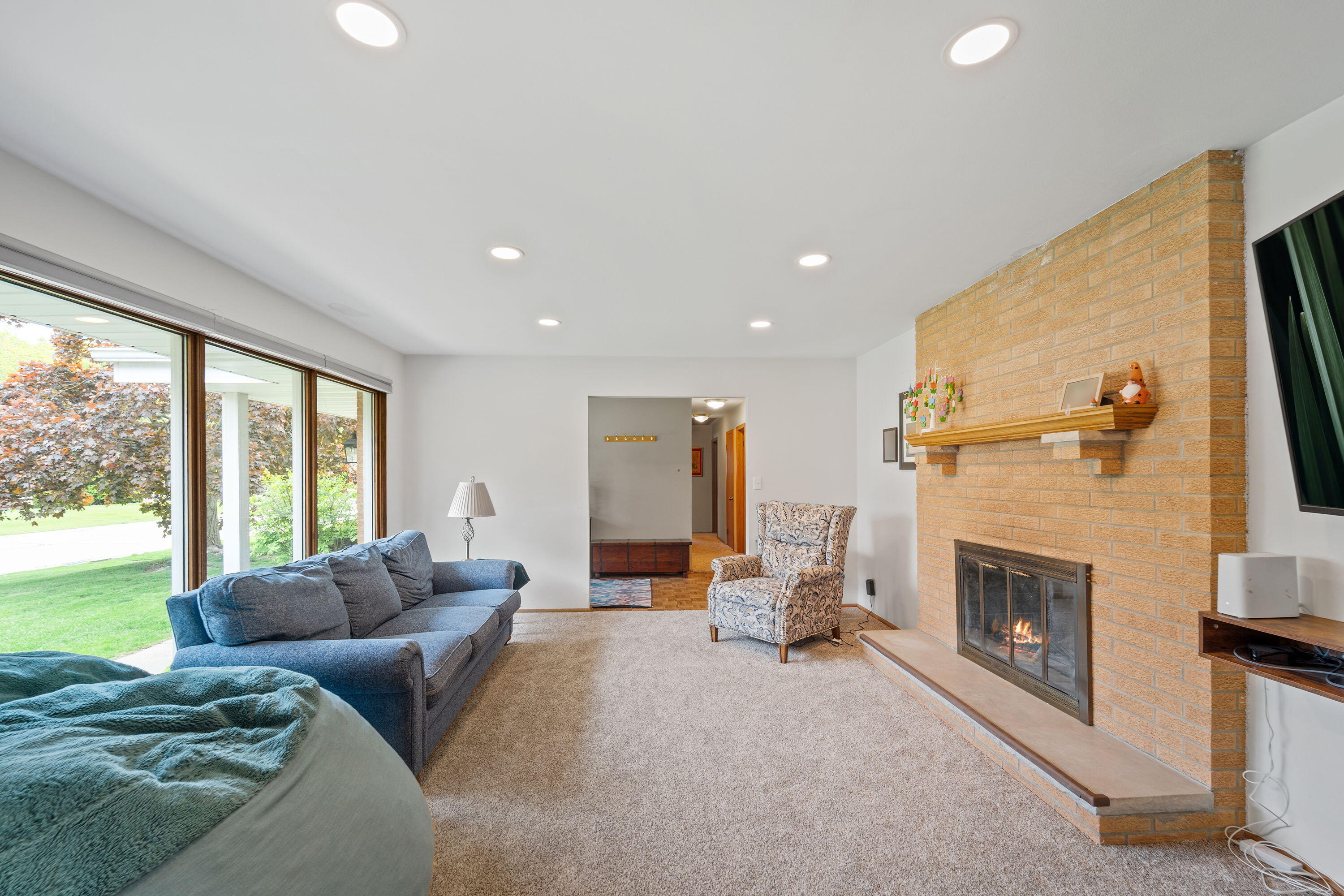 701 W Fairfield Ct