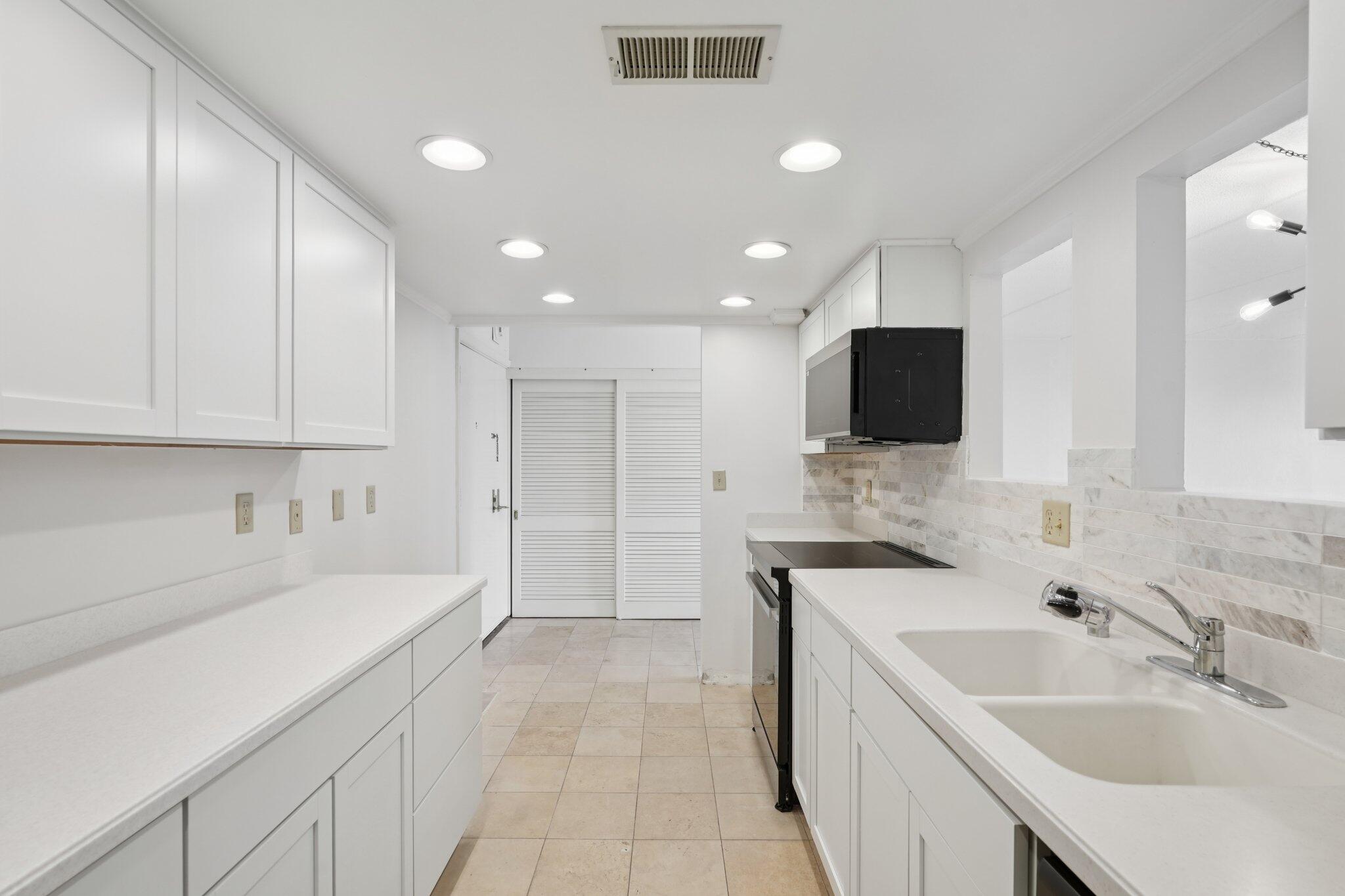 111 11th St Unit: 5BS