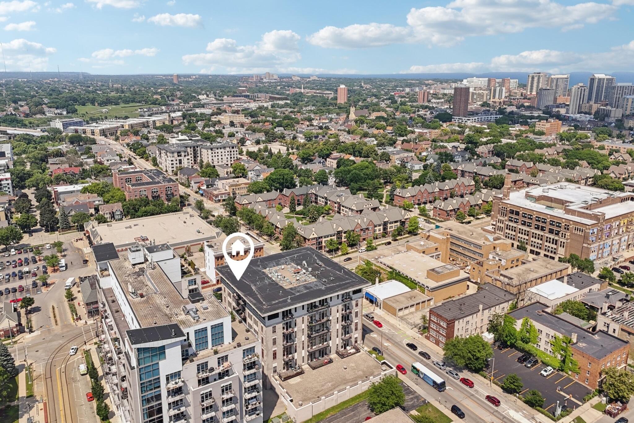 1325 N Van Buren St Unit: 306