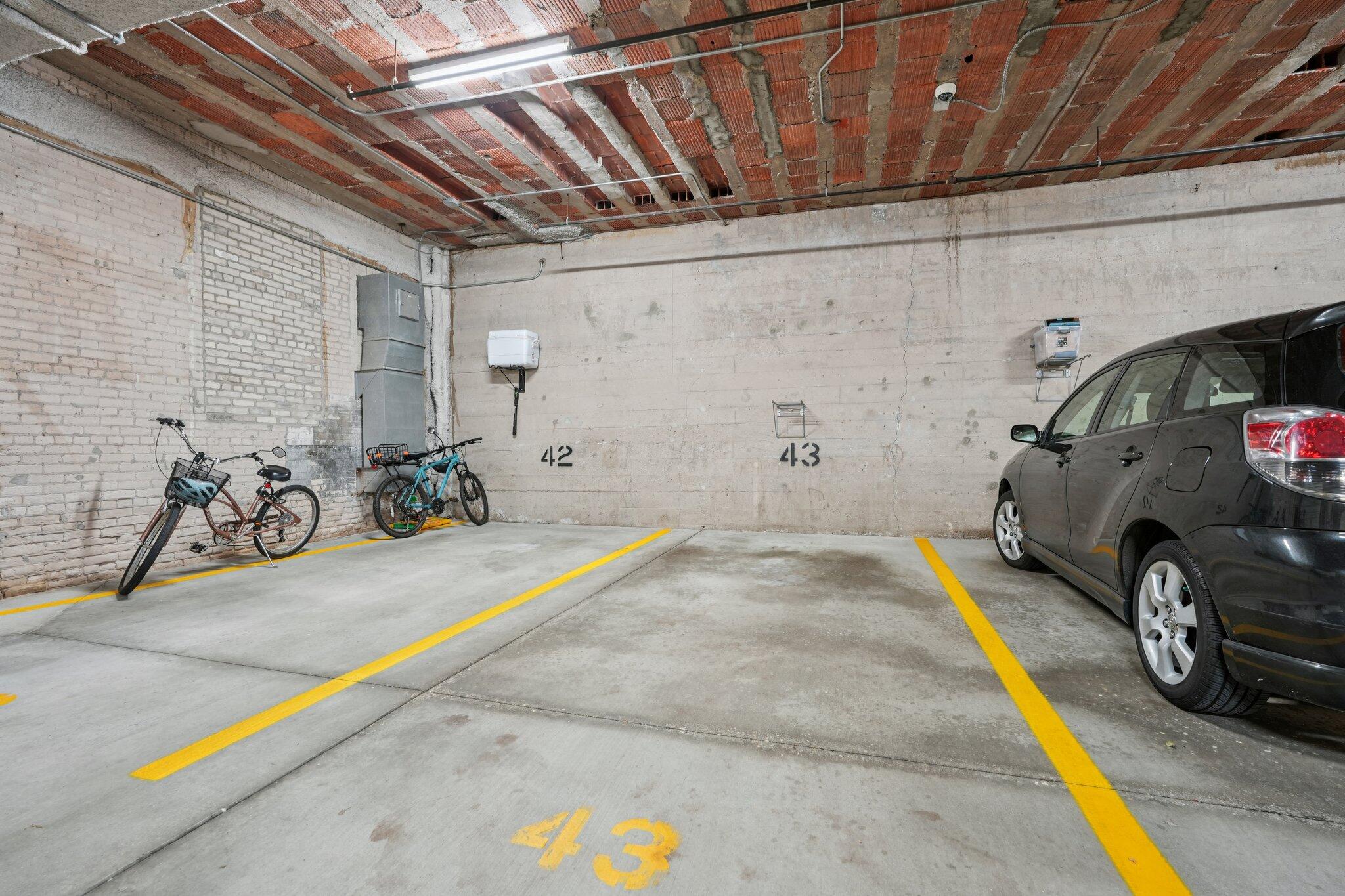 1325 N Van Buren St Unit: 306
