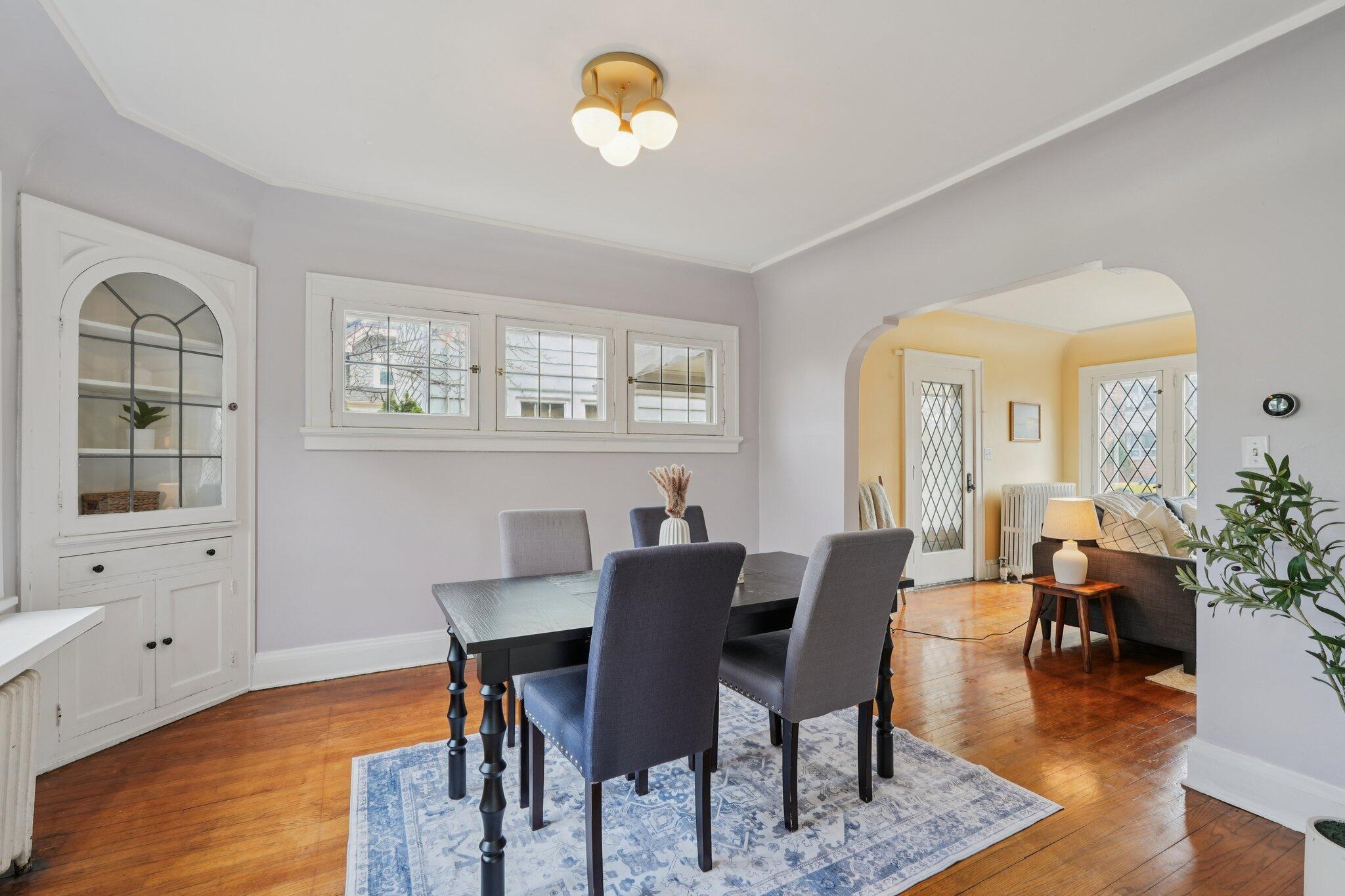 5671 N Bay Ridge Ave