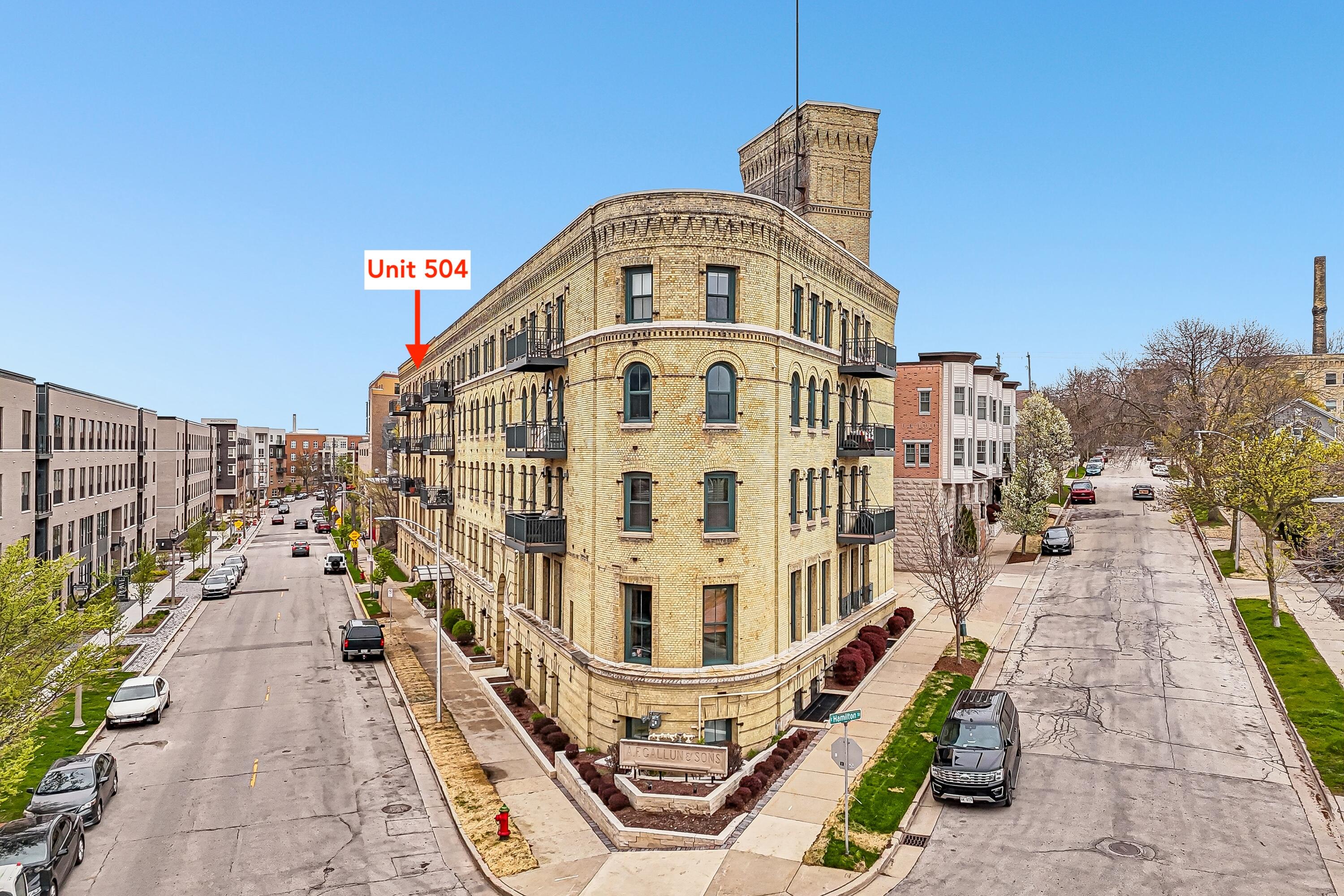 1818 N Water St Unit: 504