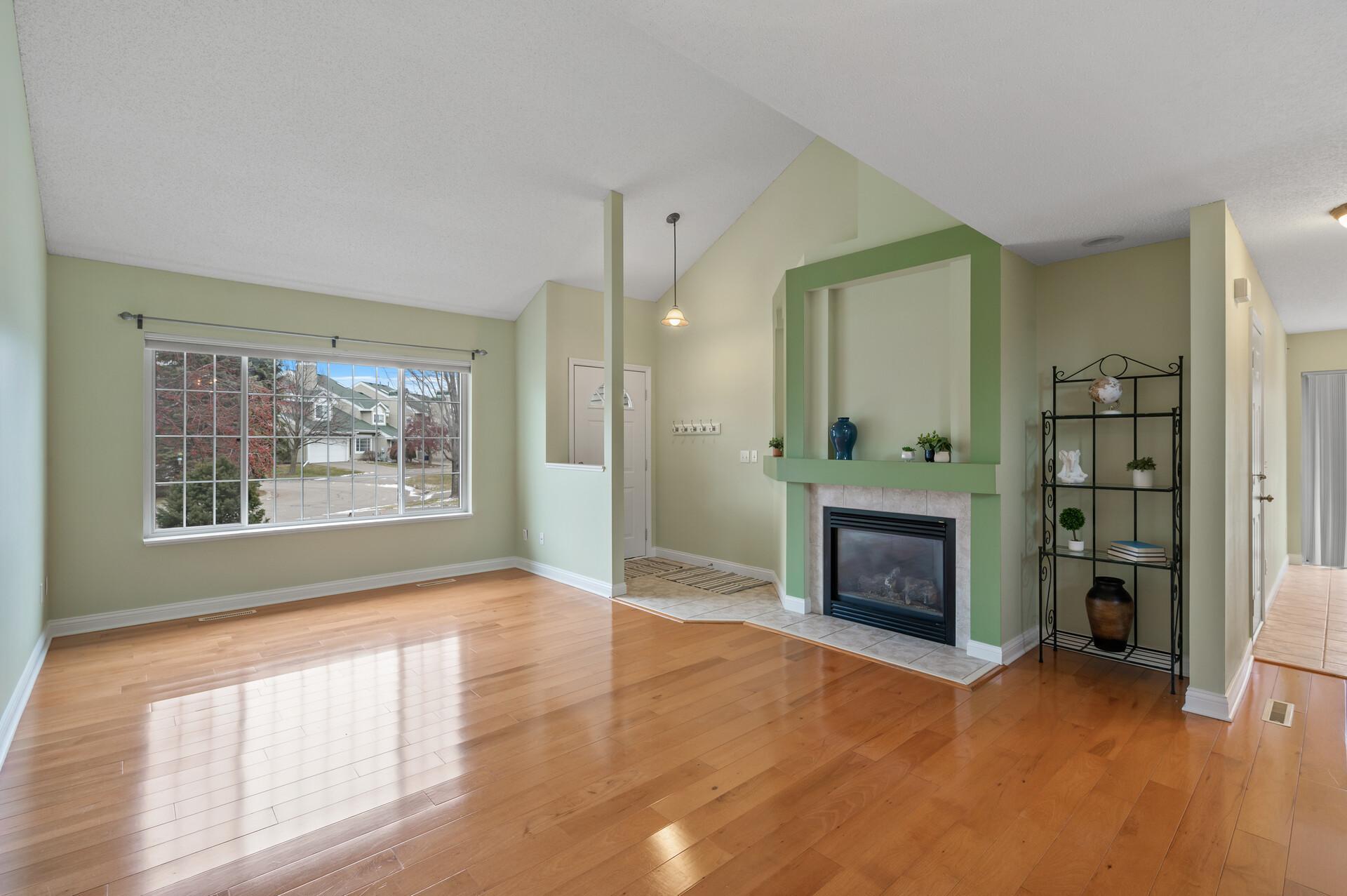 15675 25th Circle N Unit: A