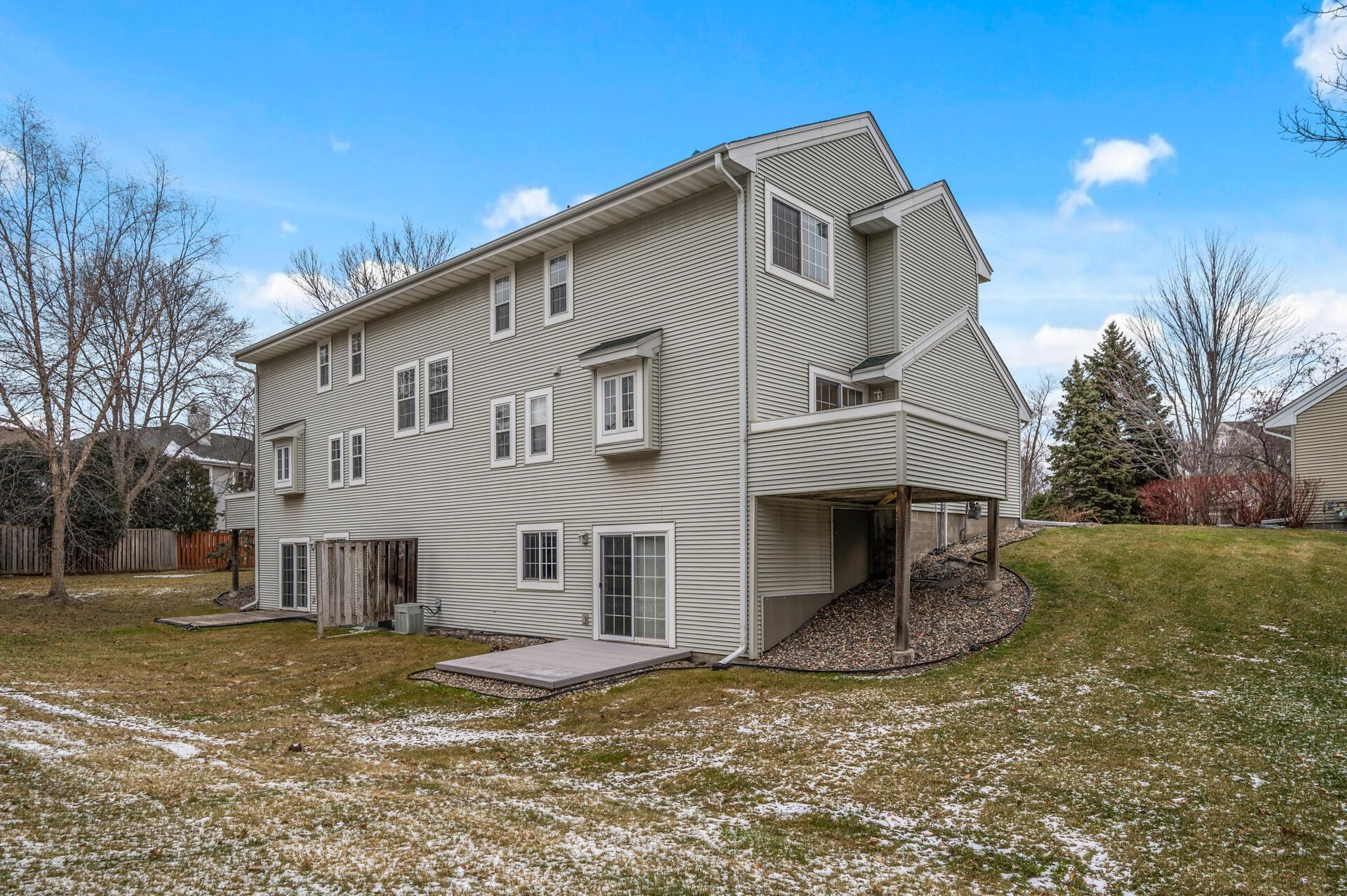 15675 25th Circle N Unit: A