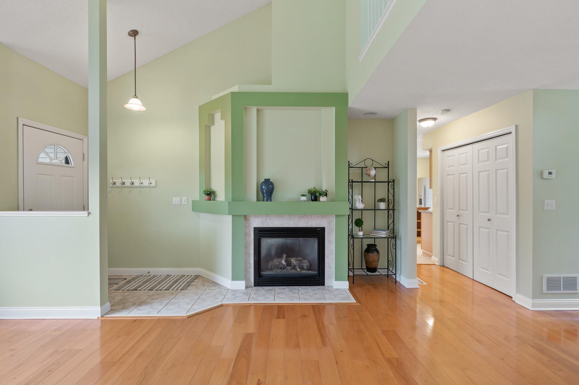 15675 25th Circle N Unit: A