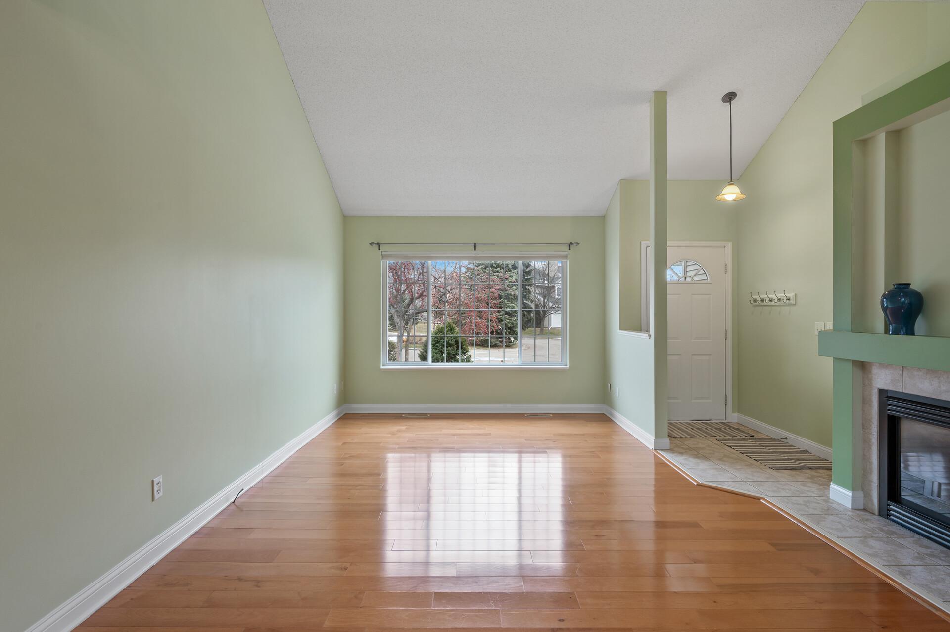 15675 25th Circle N Unit: A